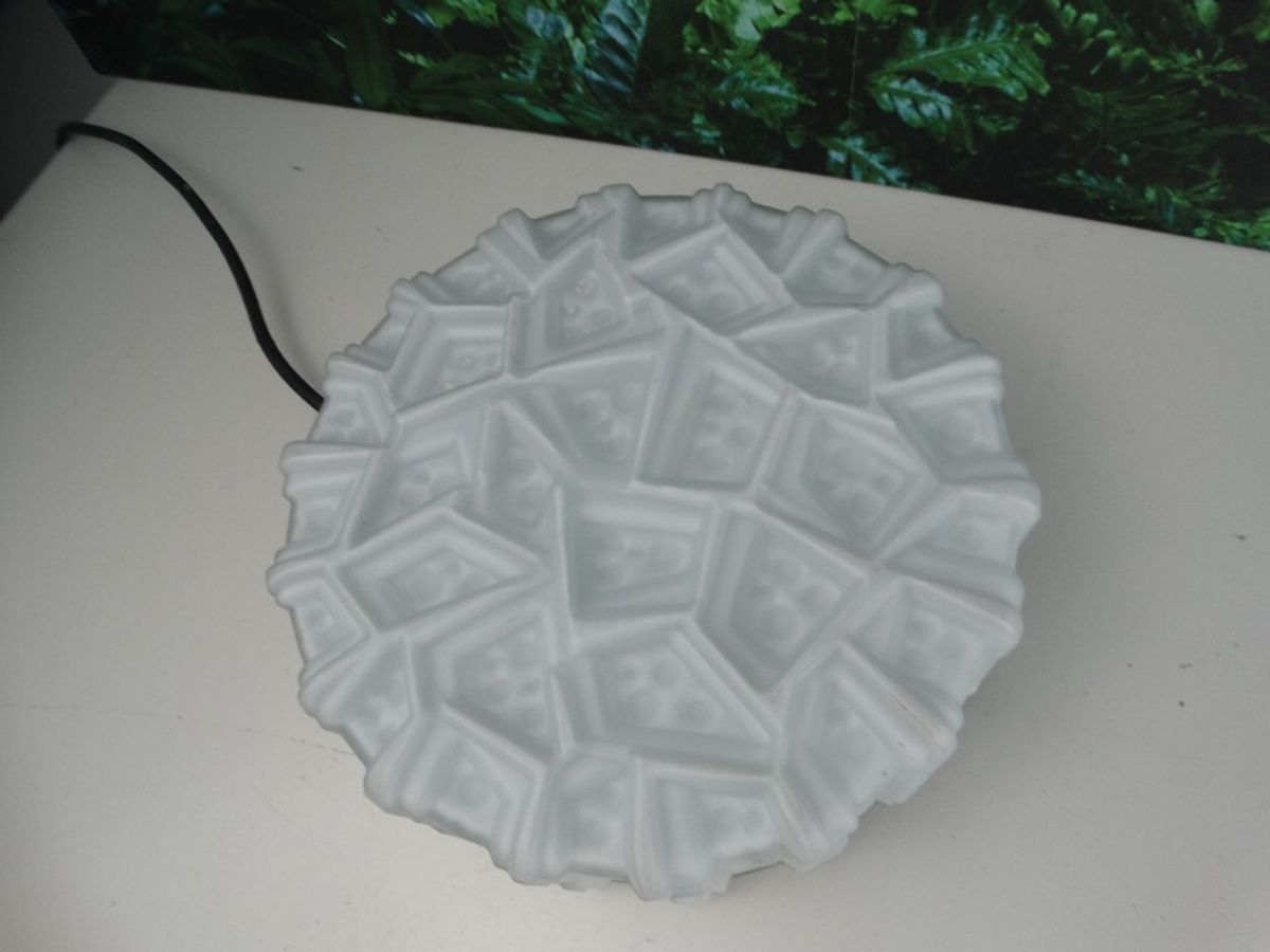 Melkglas Plafondlamp Met Reliëfpatroon image 4