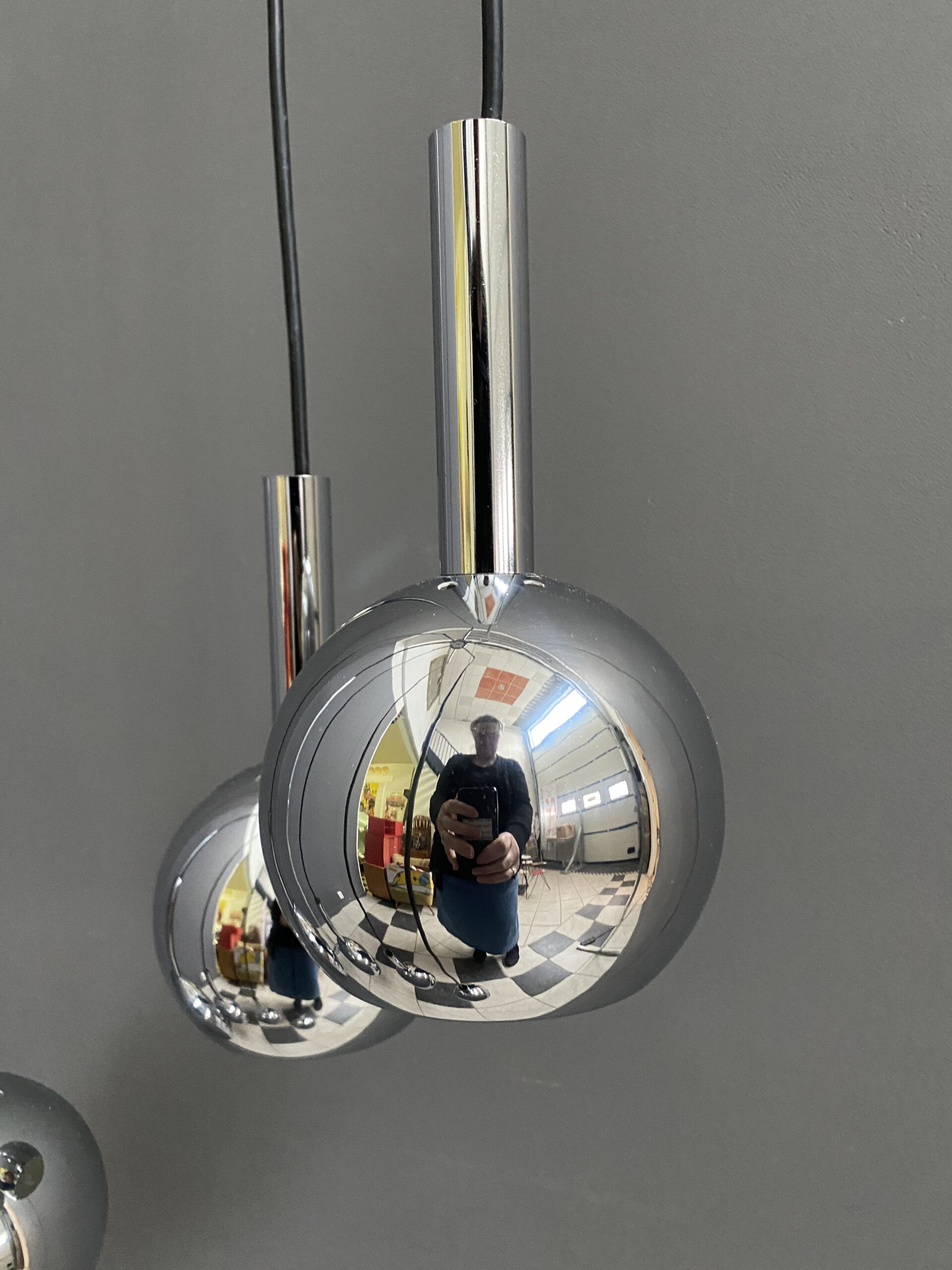Chrome 6 Ball Sphere Lamp 1960S image 5