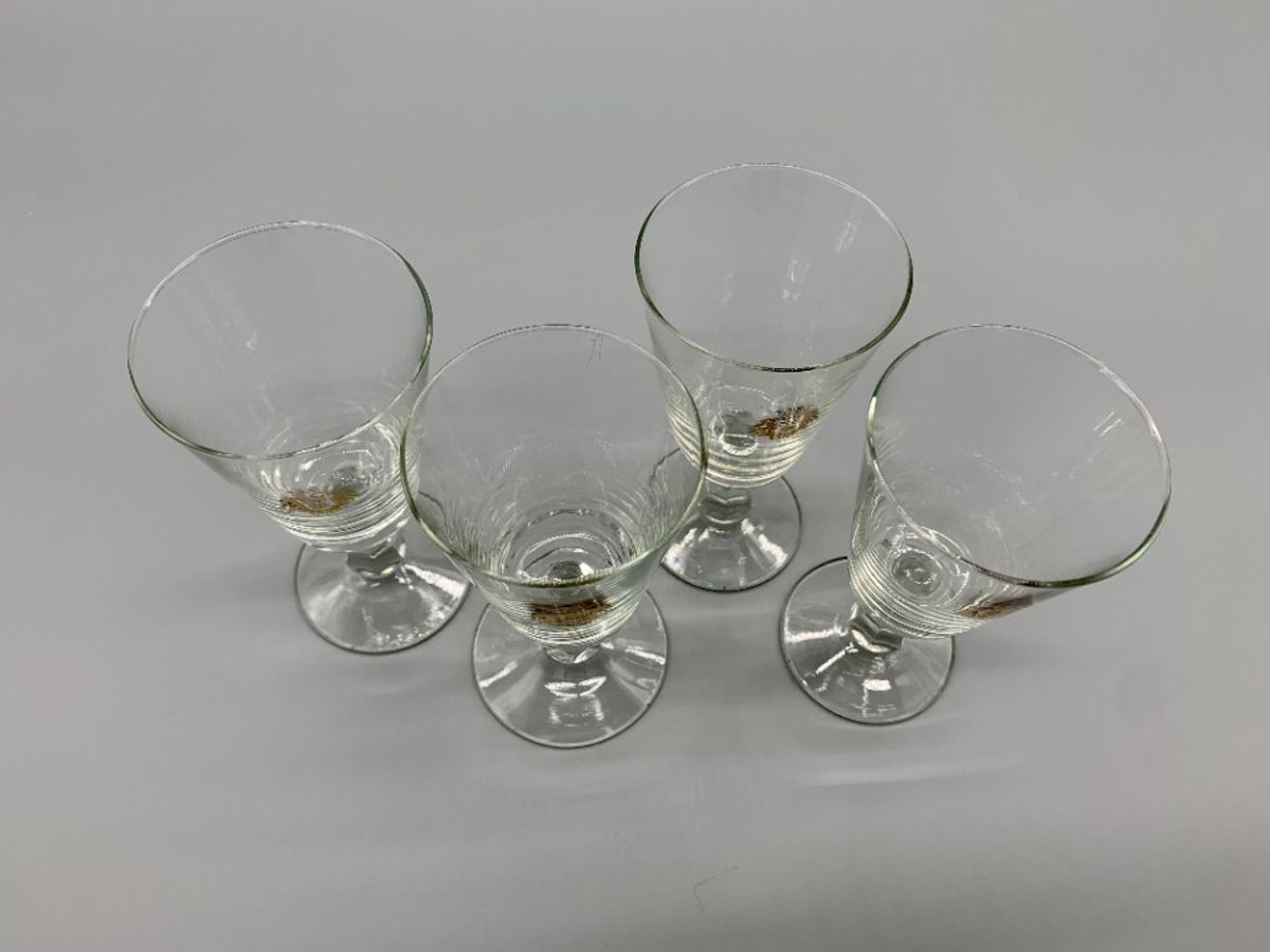 Set Voetglaasjes Met Goudkleurig Wapen 4 Stuks image 4