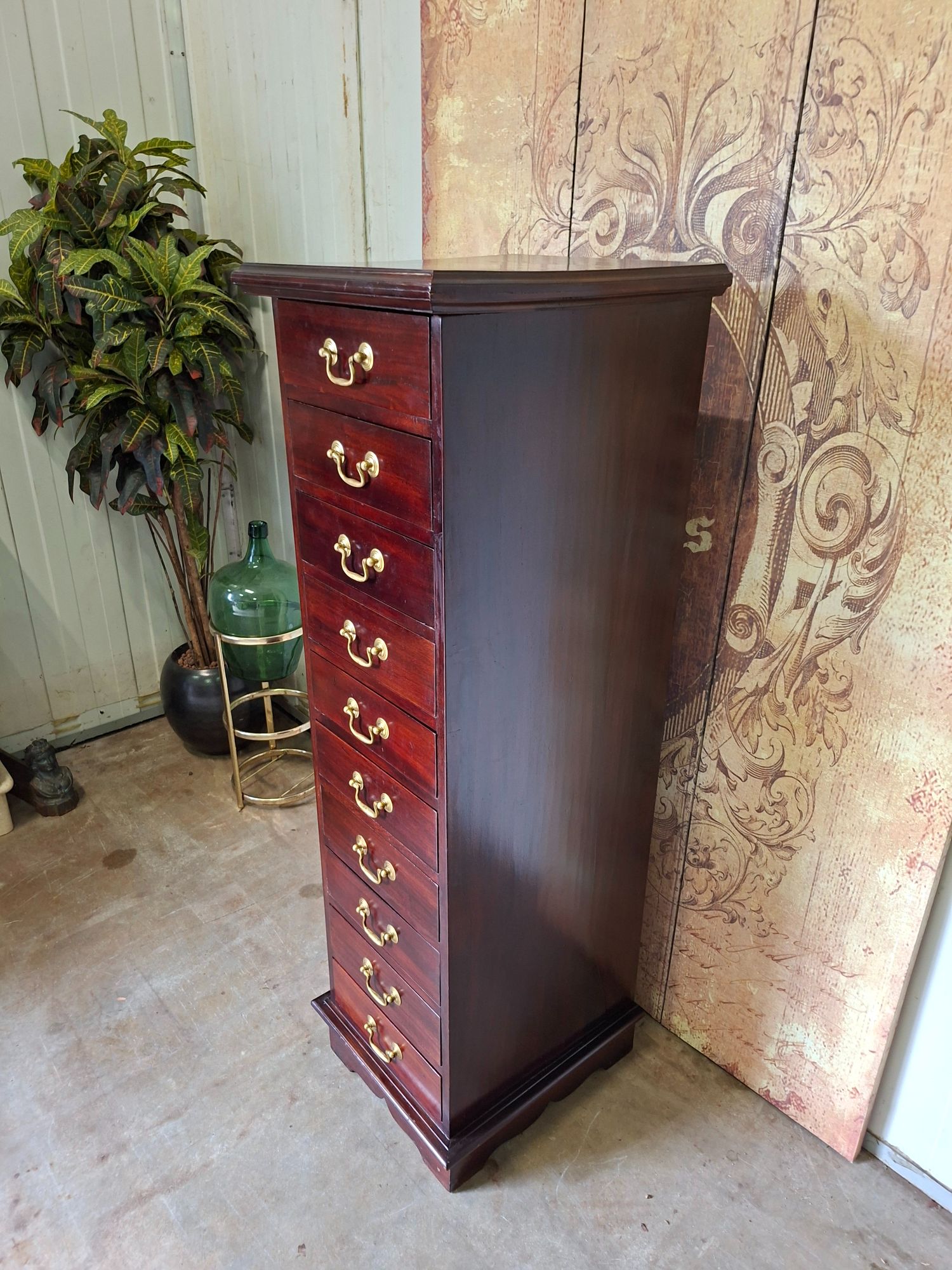 Klassieke Engelse Ladekast, Apothekerskast, Archiefkast, Afm, 41x47cm En 137cm Hoog. image 3