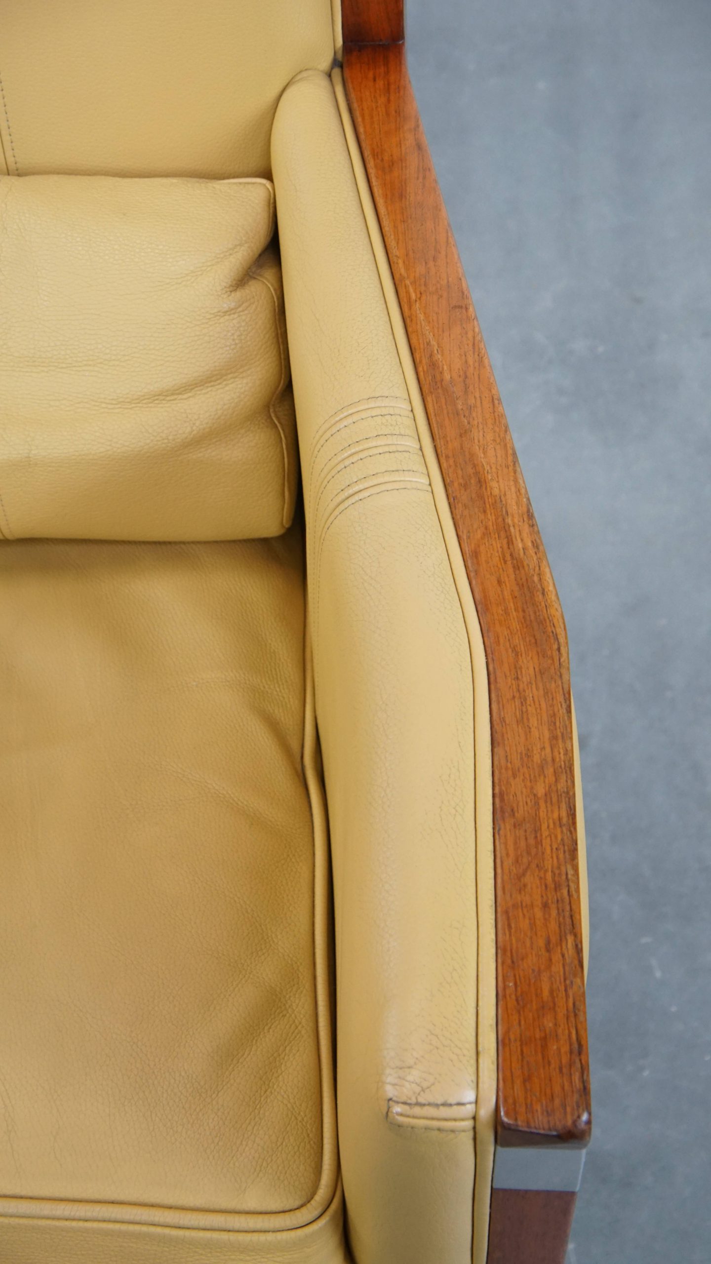 Prachtige Art Deco Schuitema Design Fauteuil In Geel Leer Met Een Hoge Rug Uit De Decoforma Serie image 9
