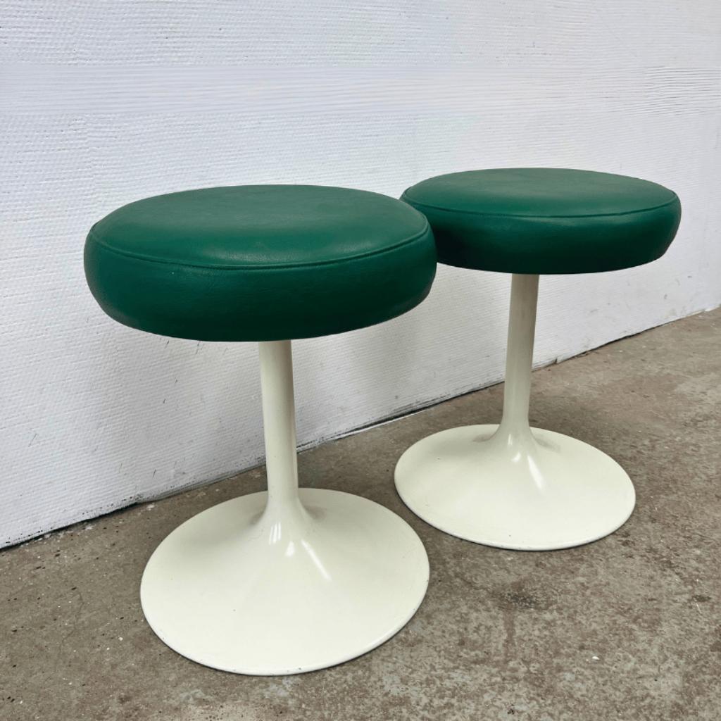 2x Vintage Tulpkrukje Space Age, Voet Wit Skai Zitting Groen image 6