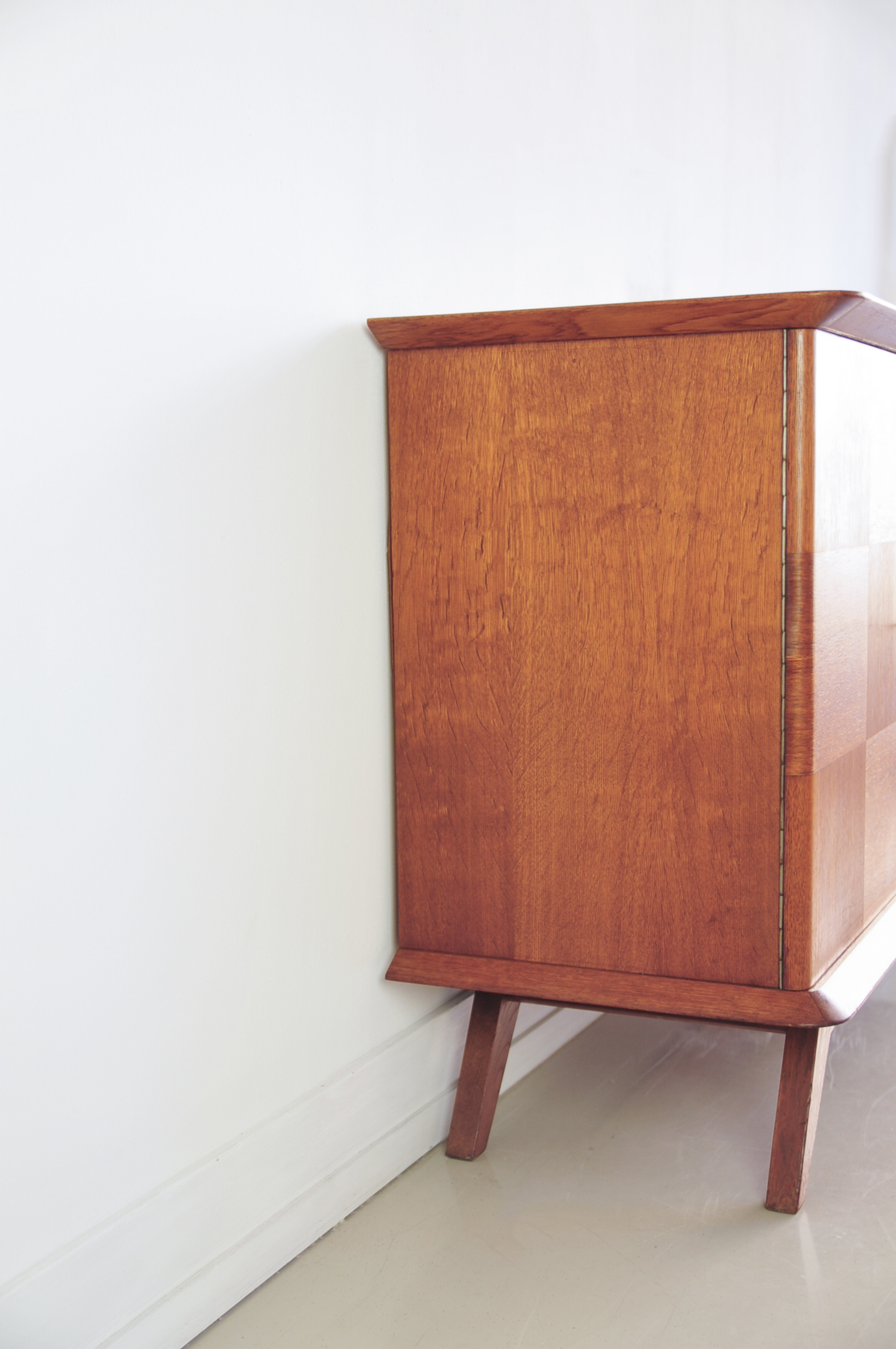Vintage Dressoir Conische Poten image 12
