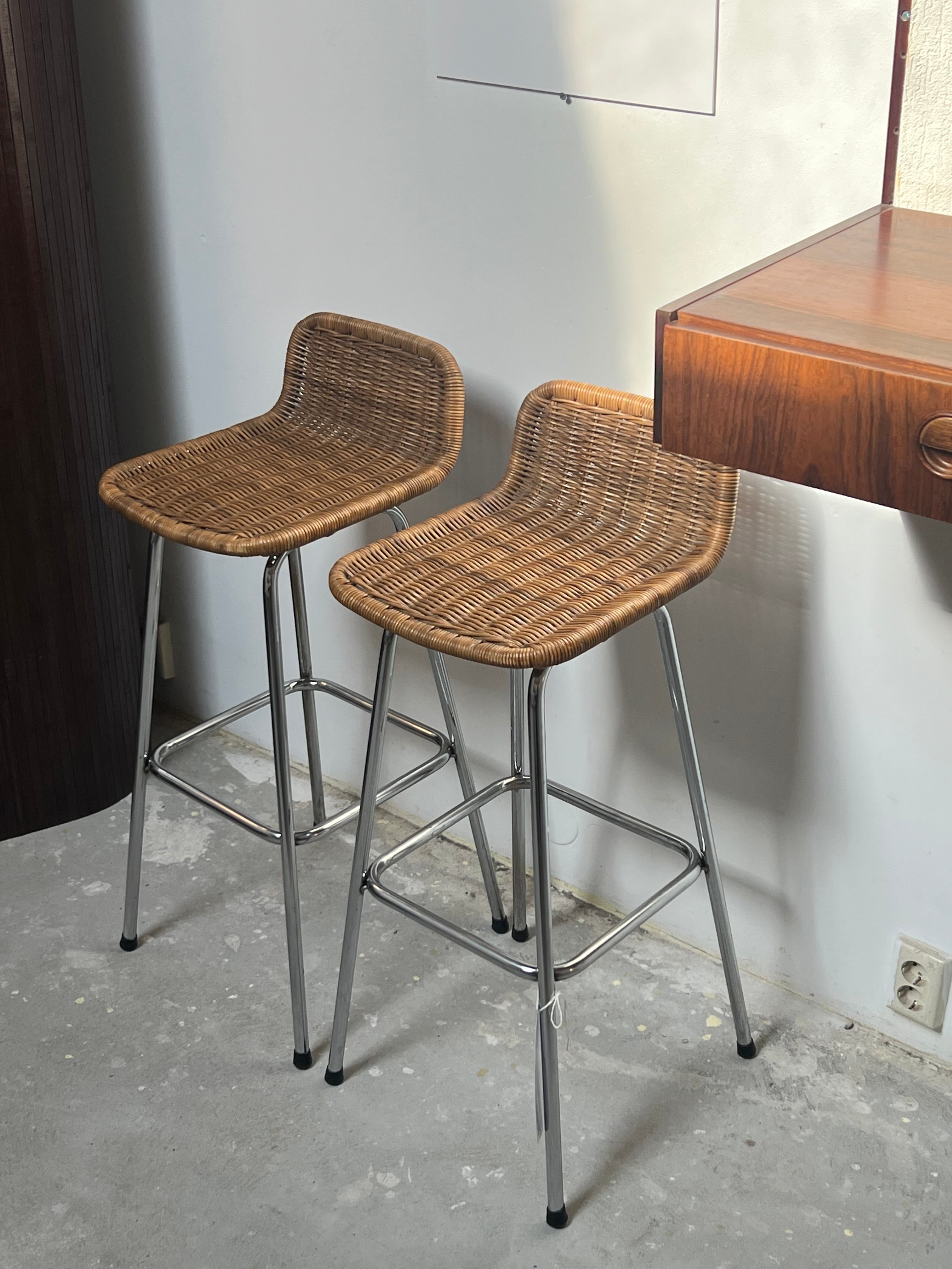 Set Of 2 Vintage Rattan Stools image 2