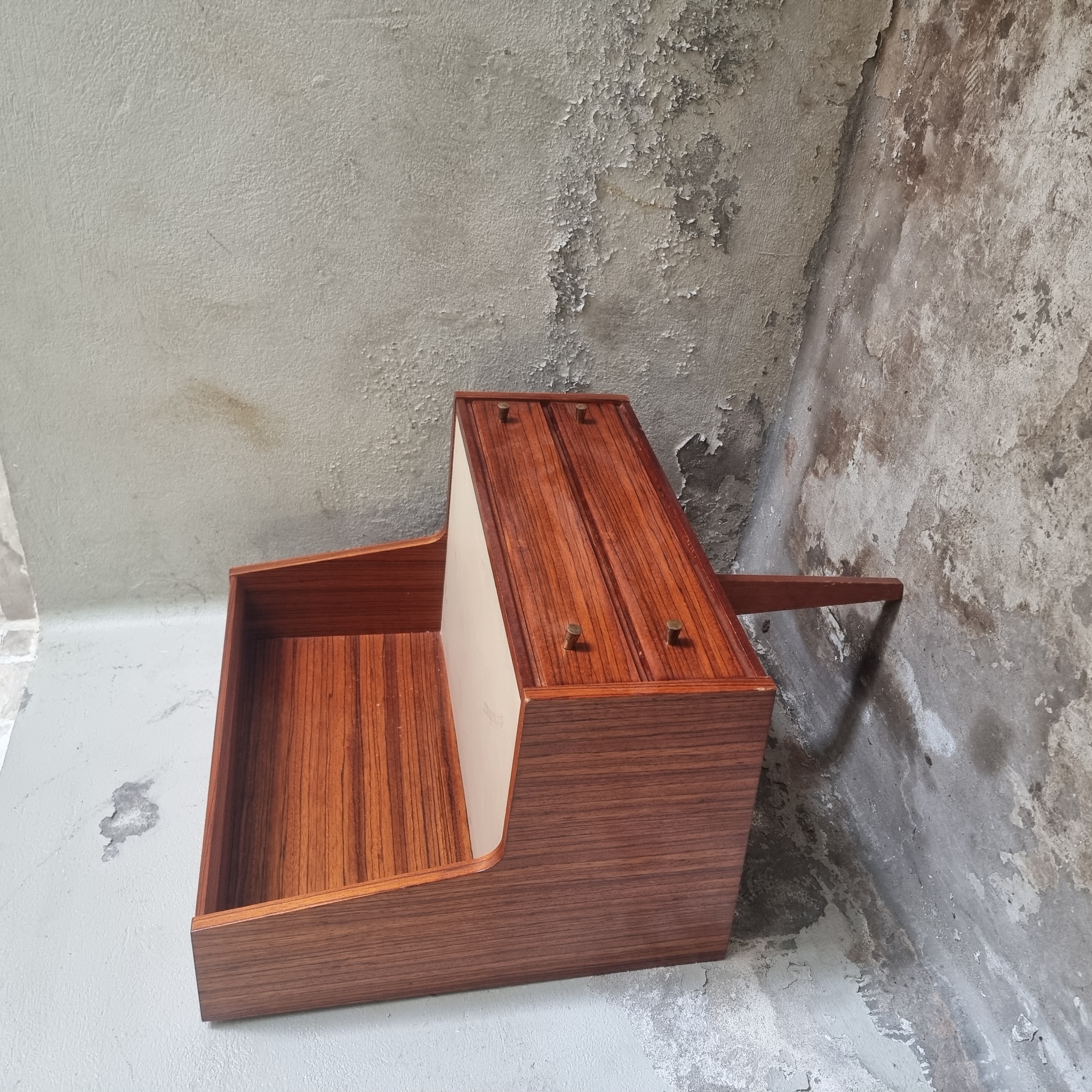 Vintage Nachtkastjes - Mid Century – Jaren 60 image 3