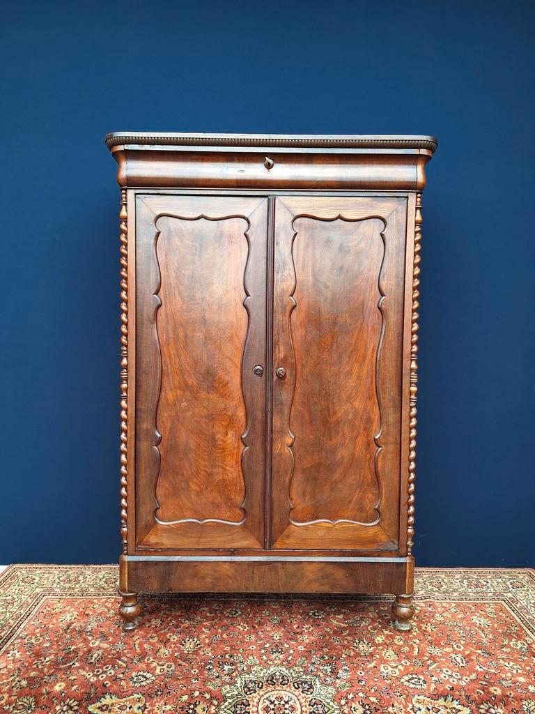 Antieke Vintage Biedermeier Kast, Meidenkast, Mahonie image 9