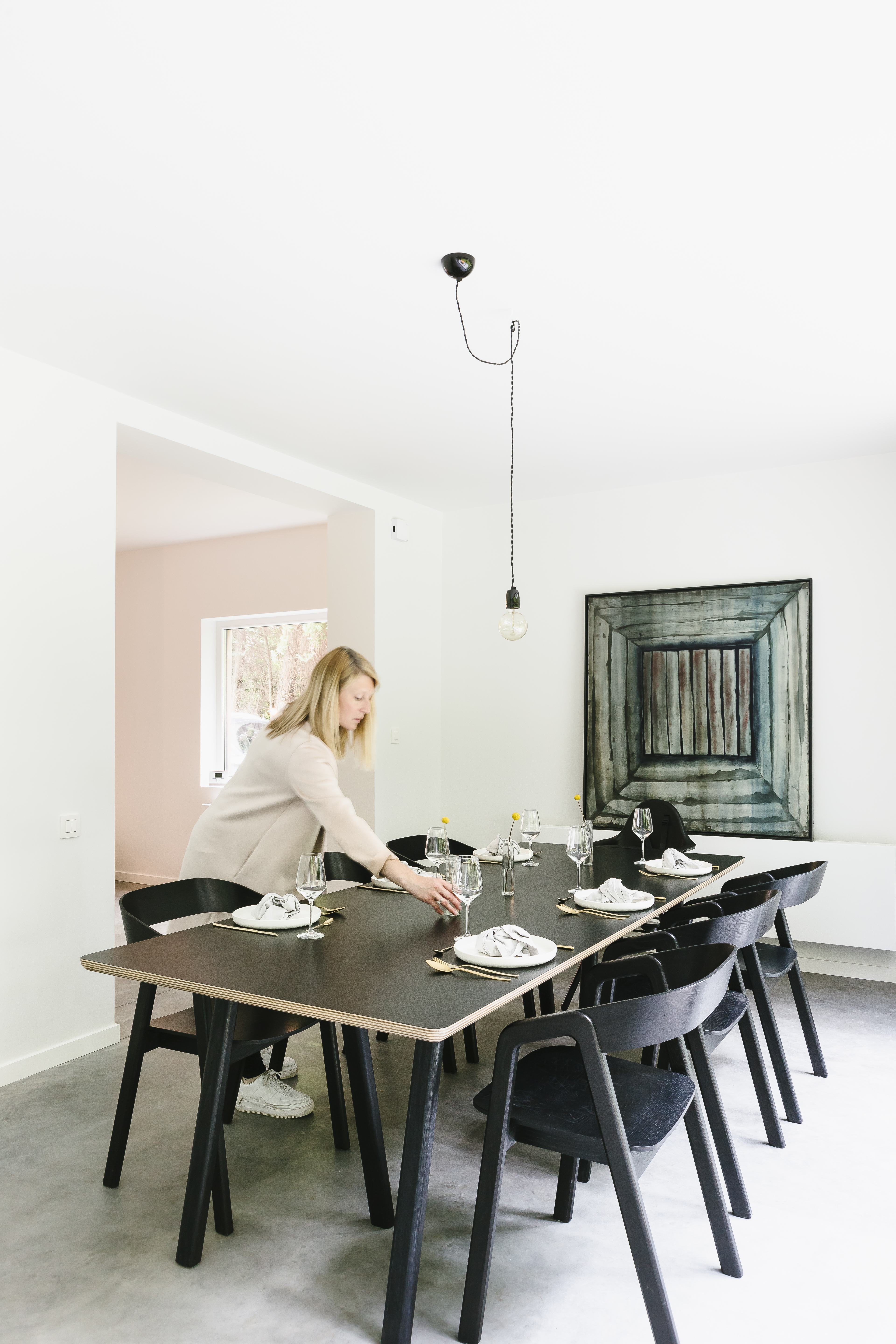 Feelgood Designs • Eetkamertafel Small Zwart (indoor) image 5