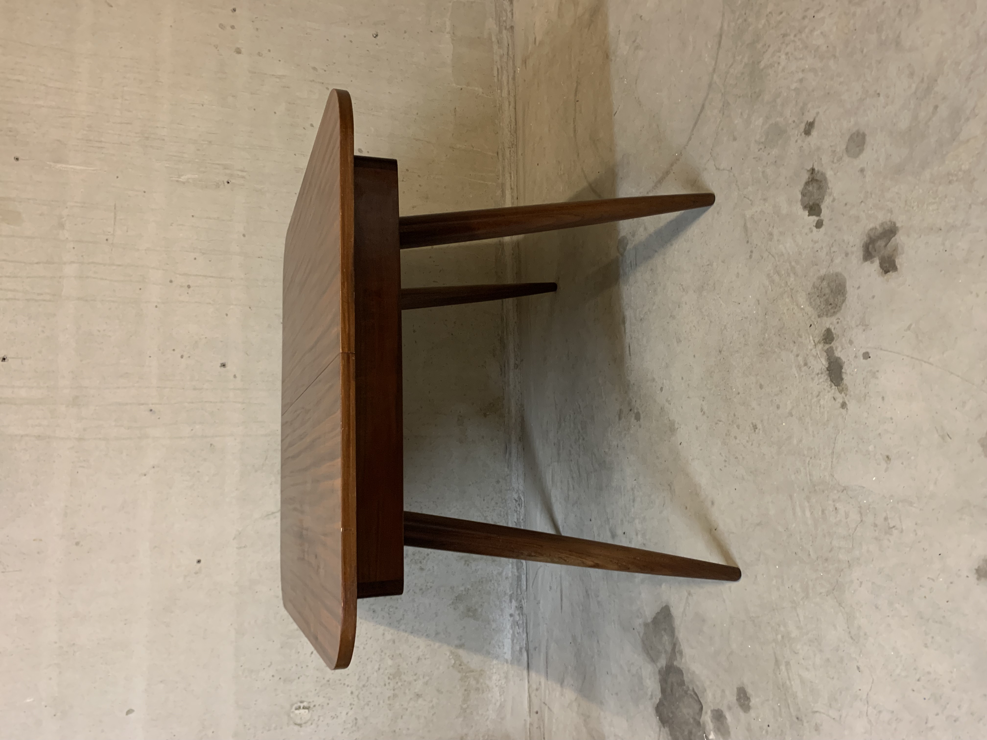 Louis Van Teeffelen Uittrekbare Eettafel Voor Webe image 2