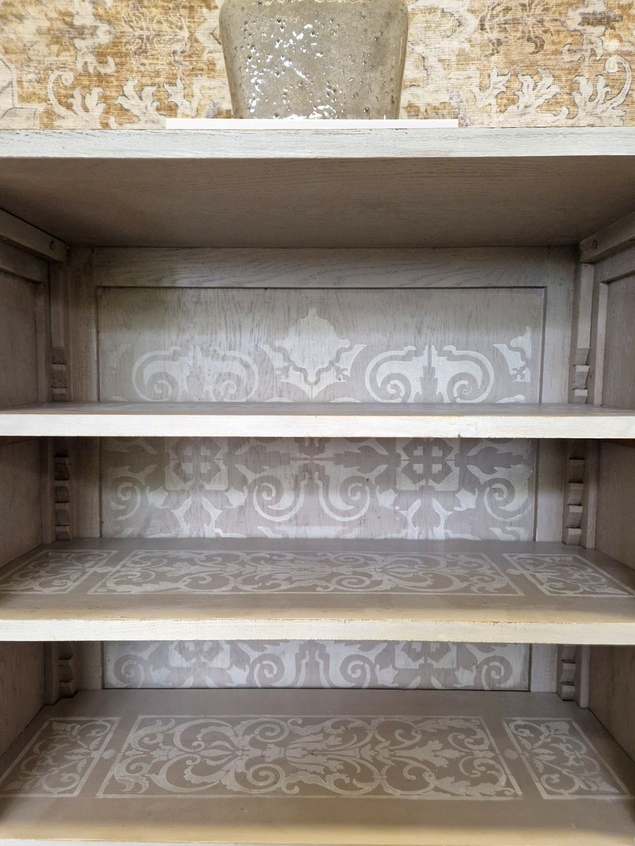 Shabby Chic Kastje/ Unieke Handbeschilderde Kastje image 4