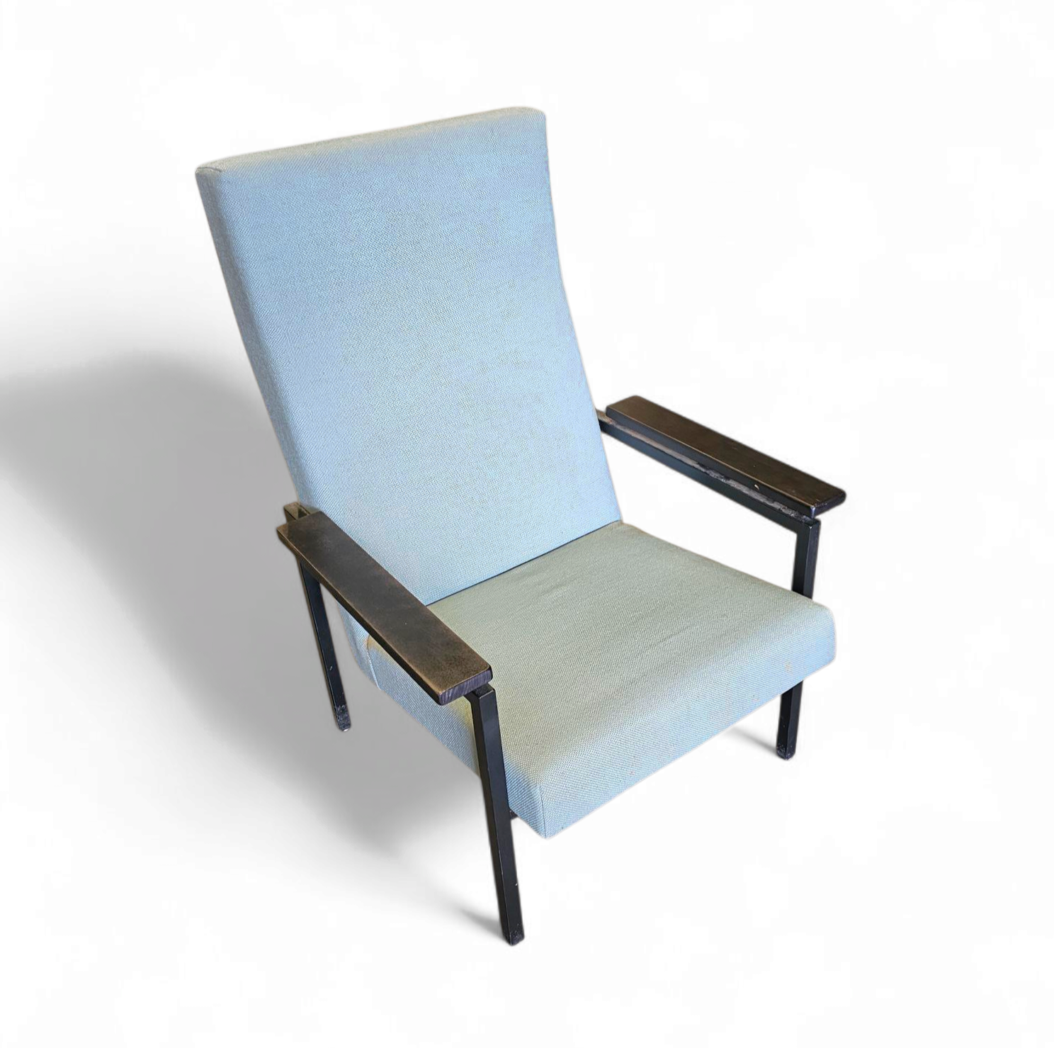 Model 30 / Gijs van der Sluis High Back Arm Chair / 1950s image 4