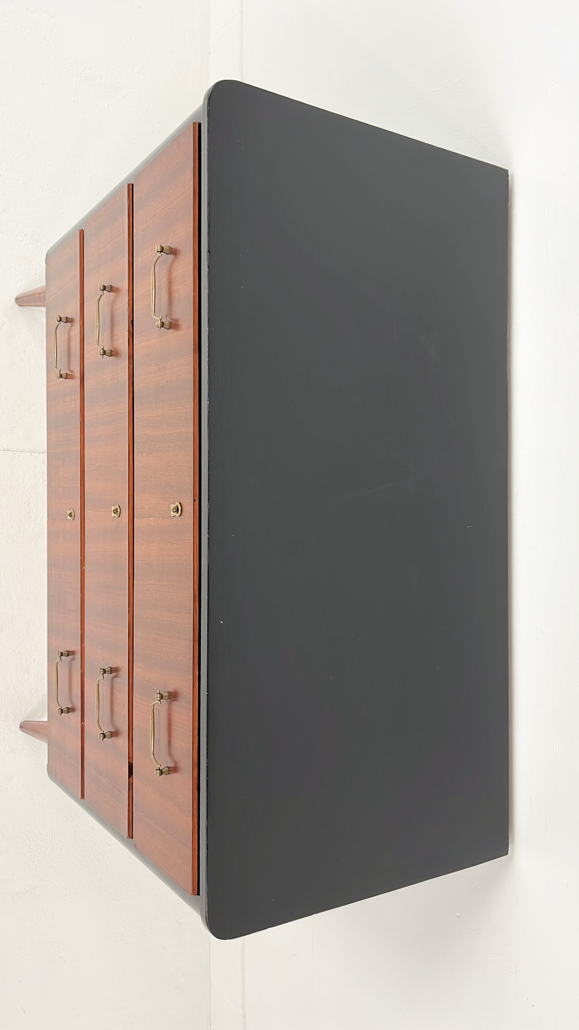 Fineren Box Ladekast Hout Black bij Reliving