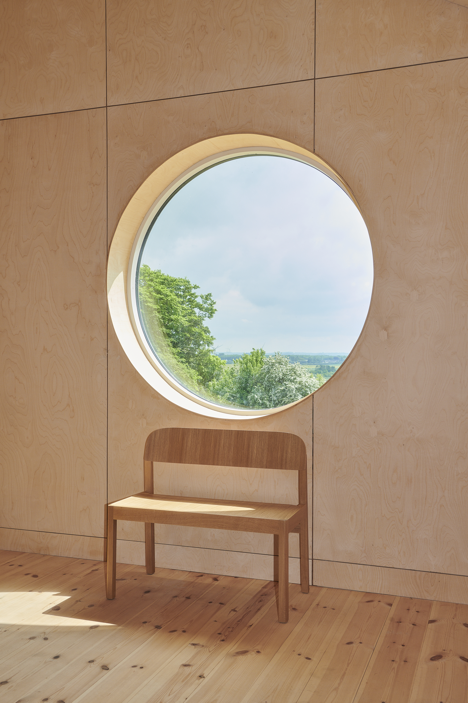 Muuto / Workshop Bench / Oak image 5