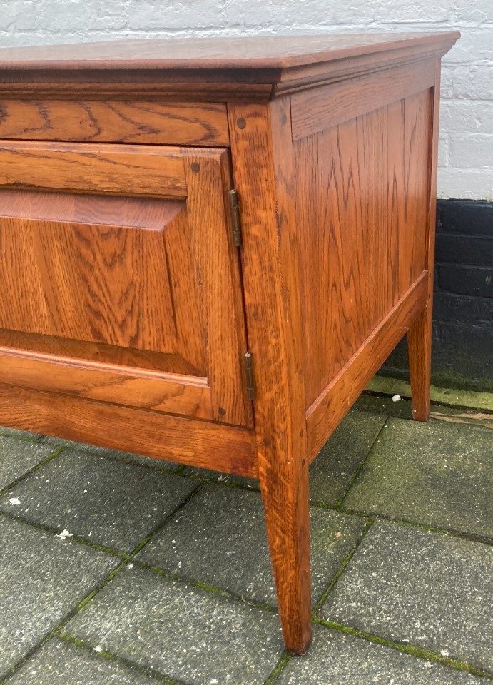 Eiken Bijzettafel - 1 Deurs Kastje 69 Cm Hoog, 62 Cm Breed image 7