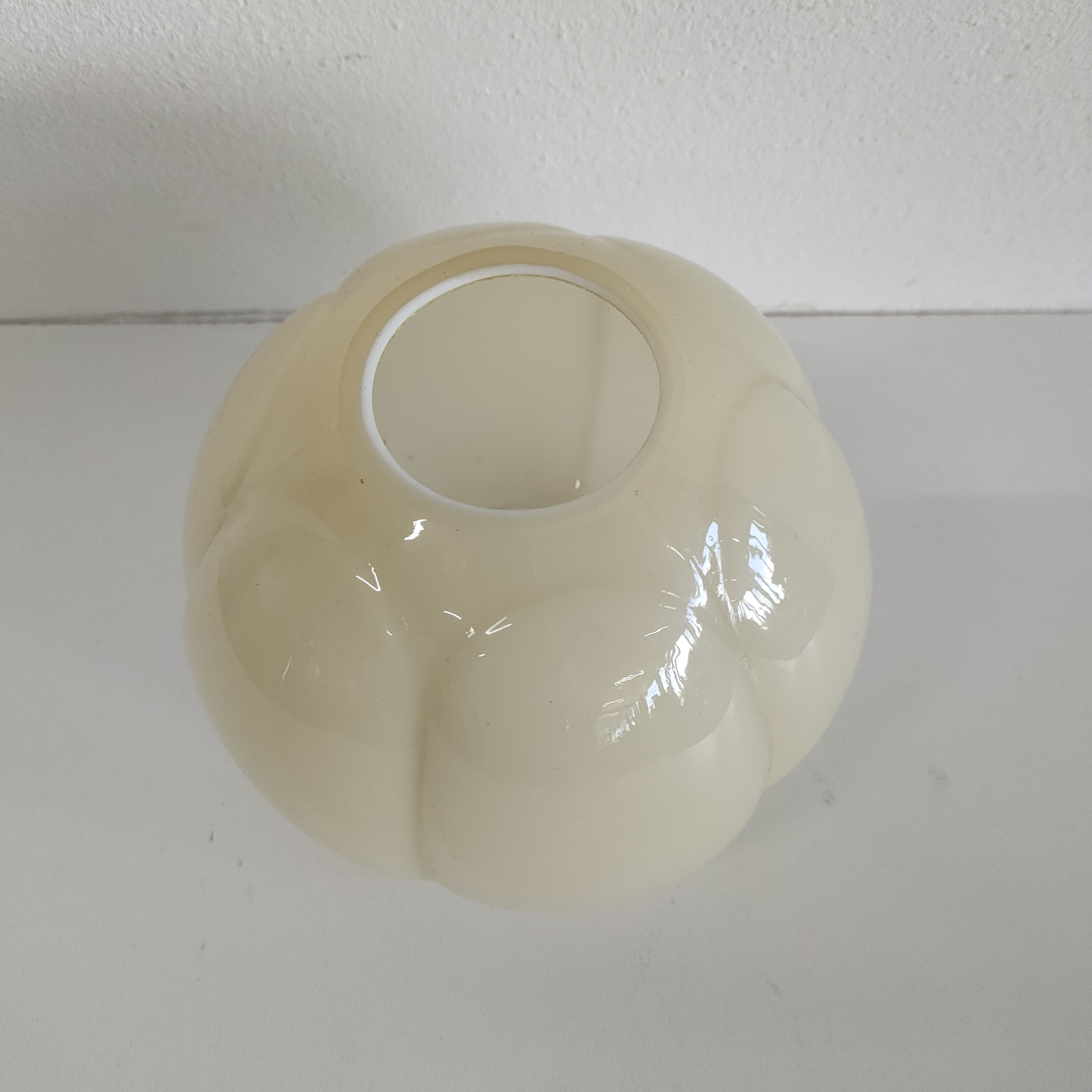 Antieke Art Deco Lampenkapjes Met Parelmoer Tint image 9
