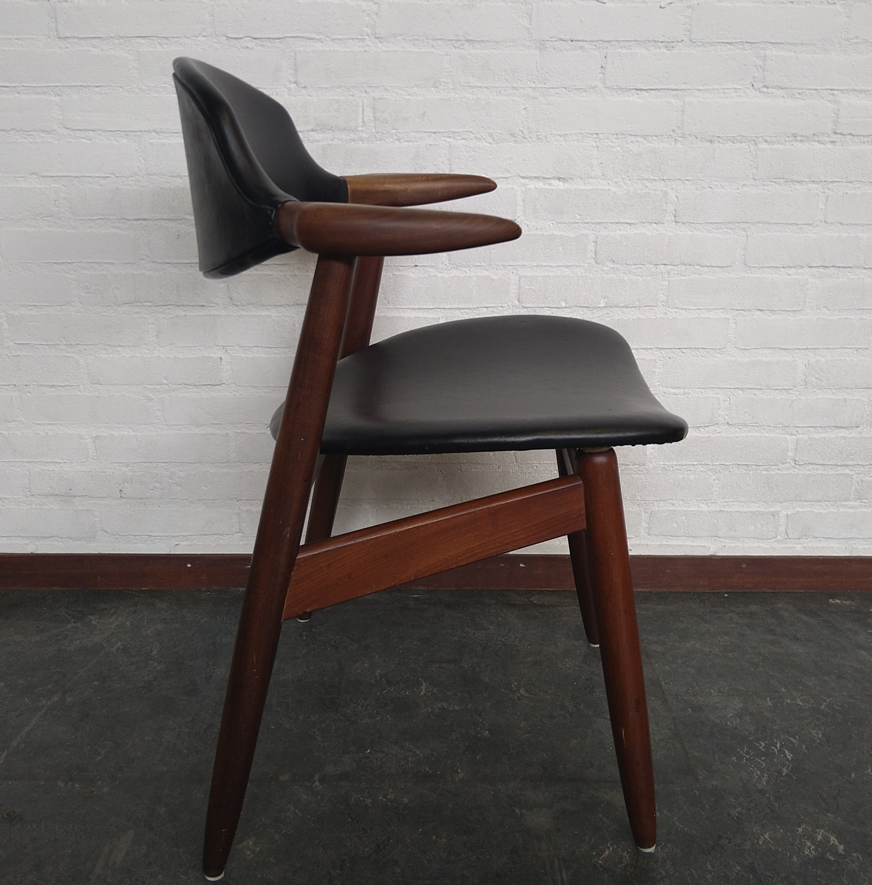 Design Koehoornstoel Uit De Jaren 60 Van Tijsseling Voor Hulmefa image 2