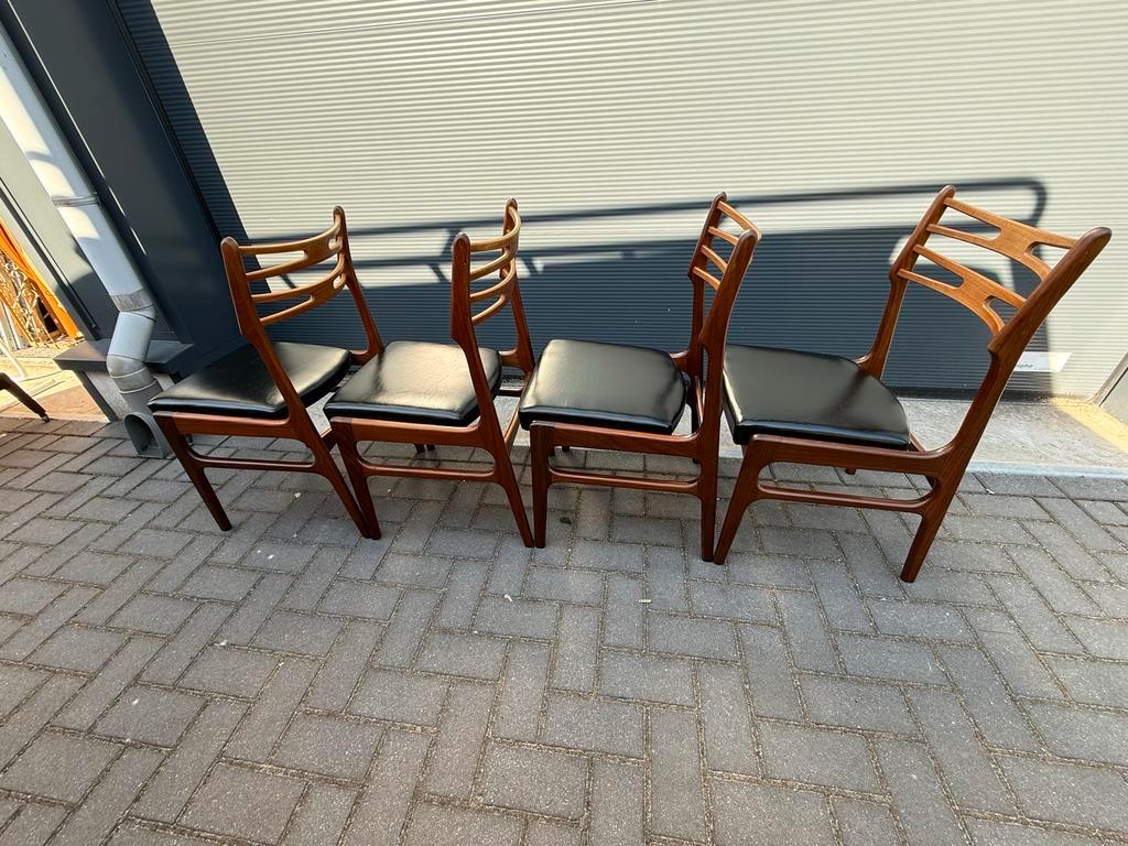 4 Johannes Andersen Stoelen, Deens Design image 9