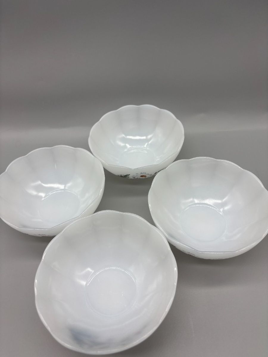 Set Arcopal Schaaltjes Daisy 4 Stuks 70's image 3