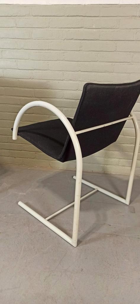 Set Van 2 Vintage Cirkel Stoelen, Metaform, Postmodern image 14