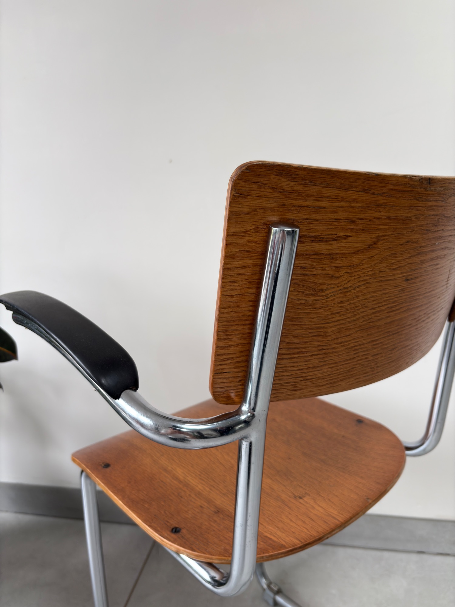 Vintage Buisstoel Bauhaus Stijl image 12