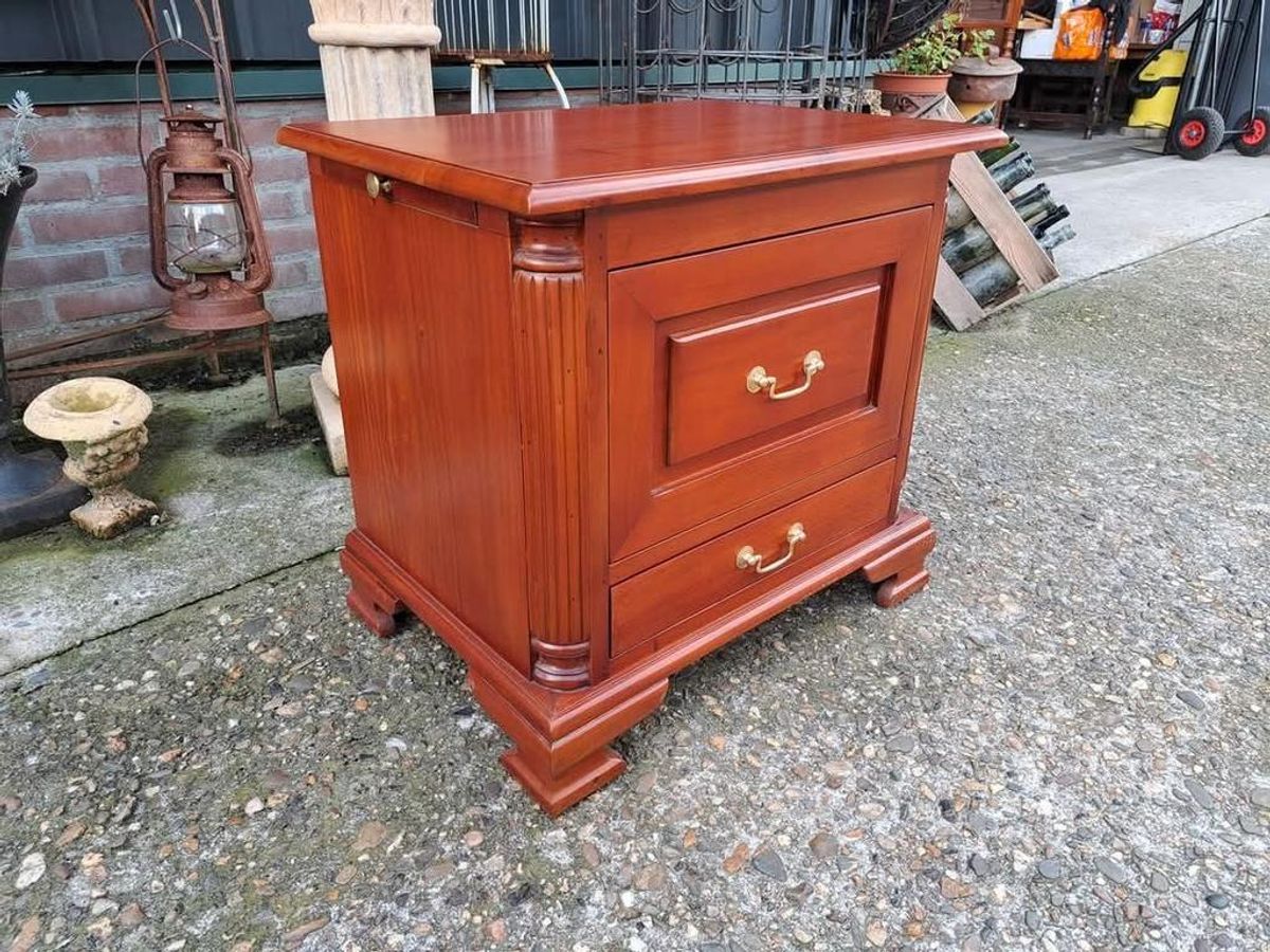 Klassiek Engels Bureau Ladekast, Nachtkastje Bijzettafel Met image 4