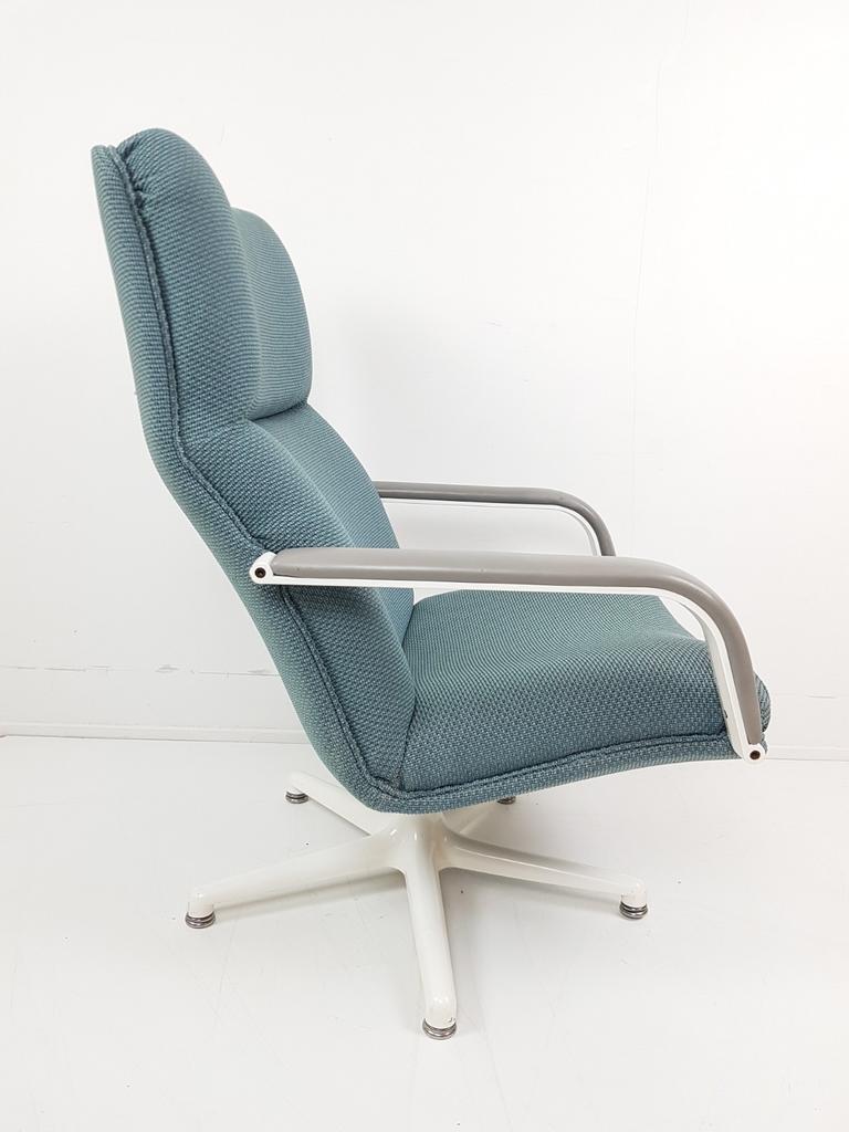 Vintage Artifort Fauteuil | De Ploeg Stof Grape | Stervoet image 2