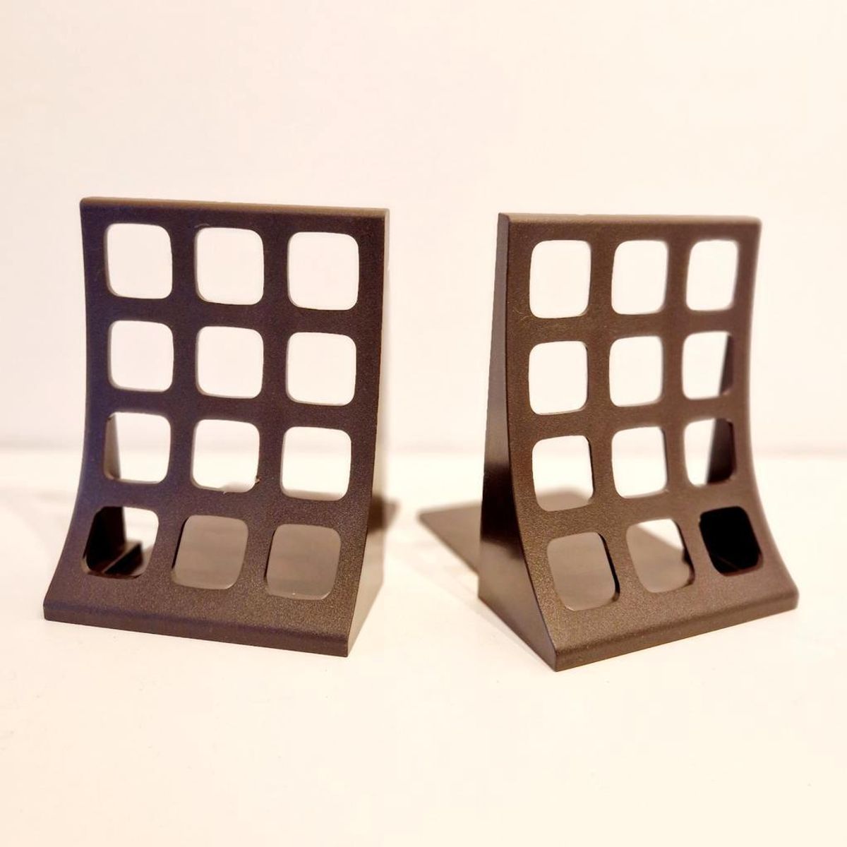 Set Van 2 Bruine Boekensteunen Spaceage Jaren 70 image 2