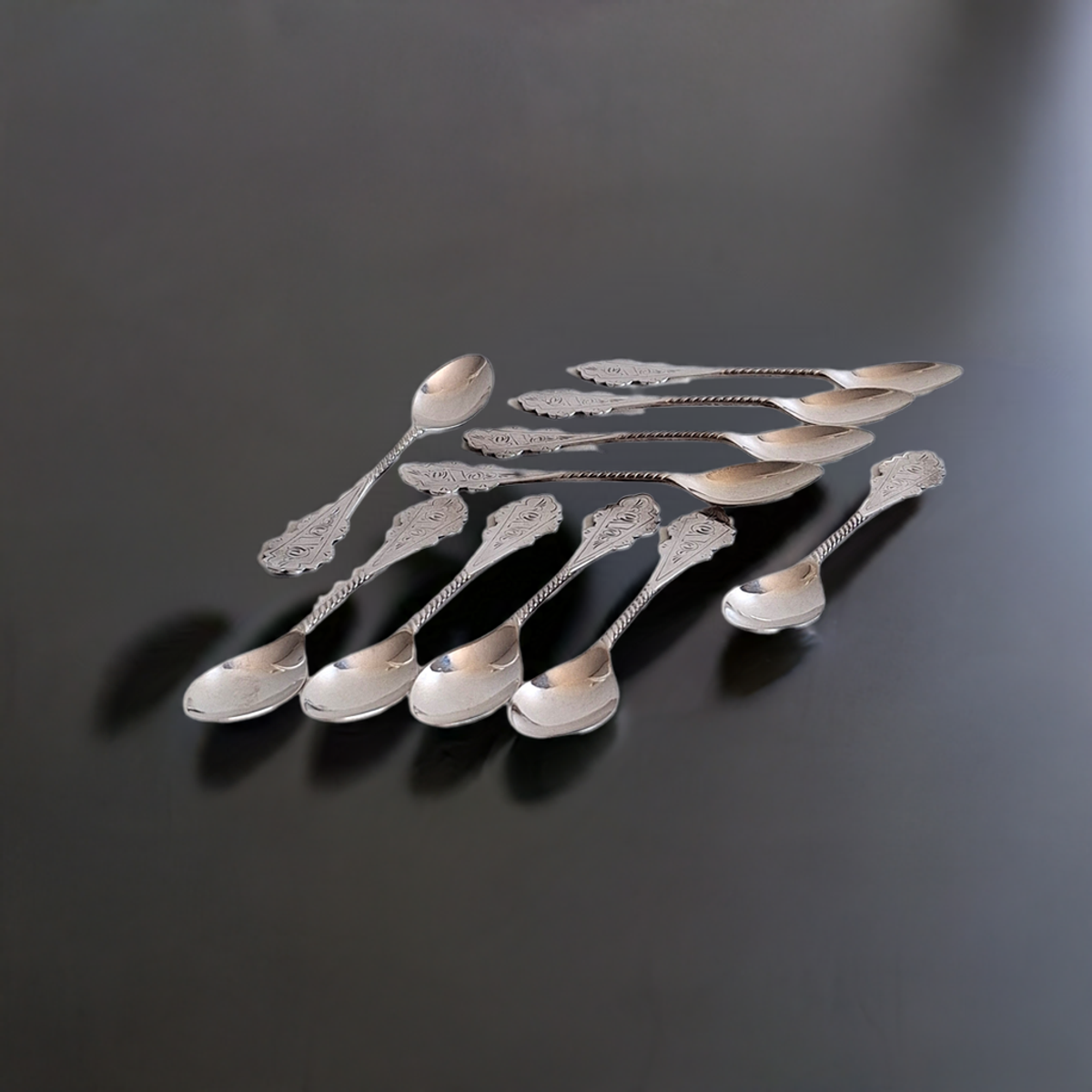 10 Douwe Egberst Verzilverde Lepeltjes, Ontwerp Herbert Hooijkaas image 2