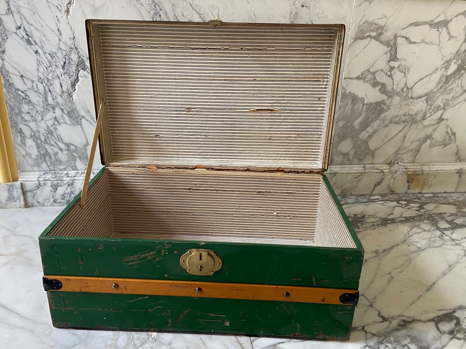 Een Hutkoffer/ Reiskist Oftewel "steamer Trunk", 1e Kwart 20e Eeuw image 6