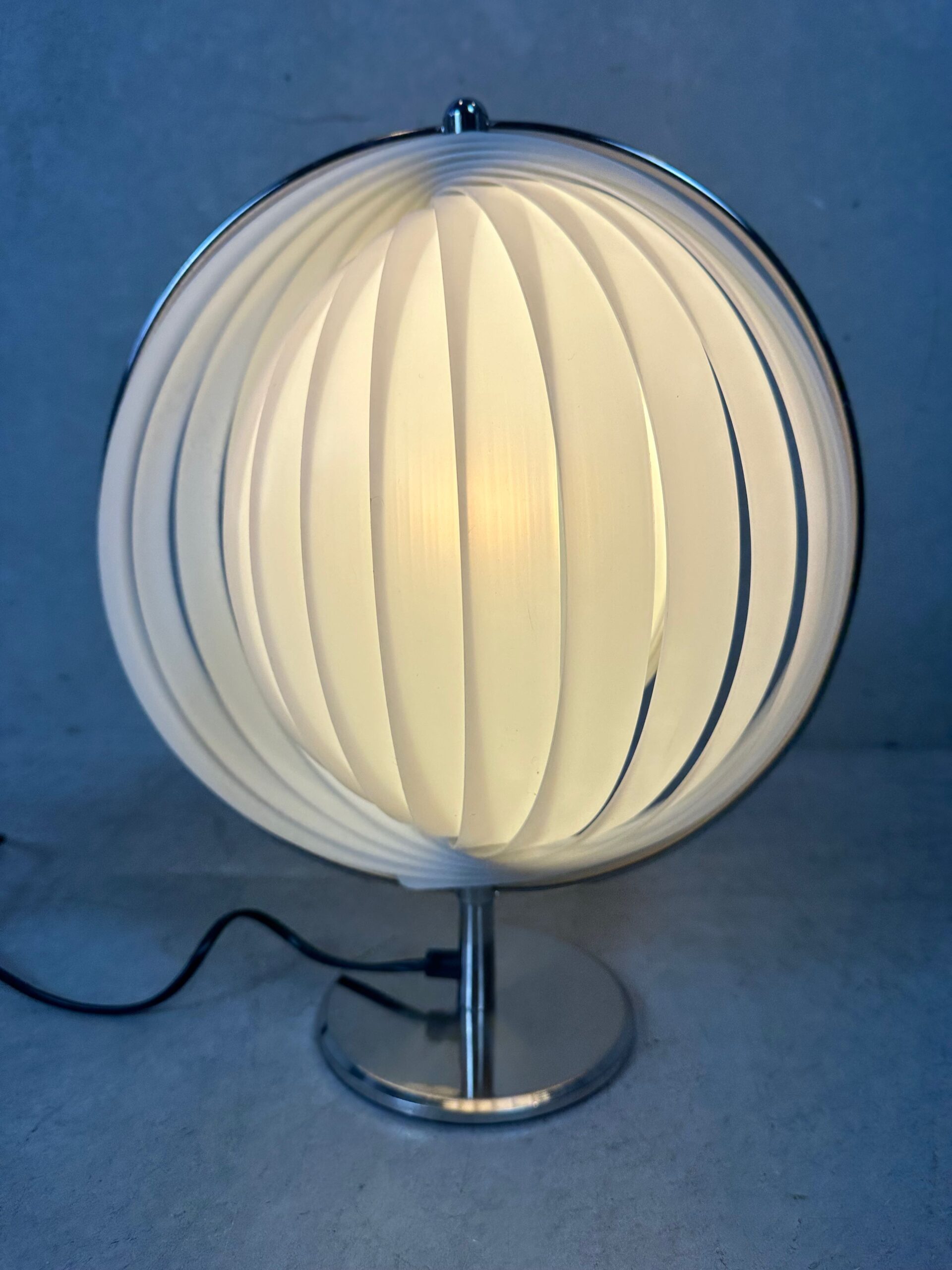 Vintage Design ‘moon Lamp’ – Kare Design image 3