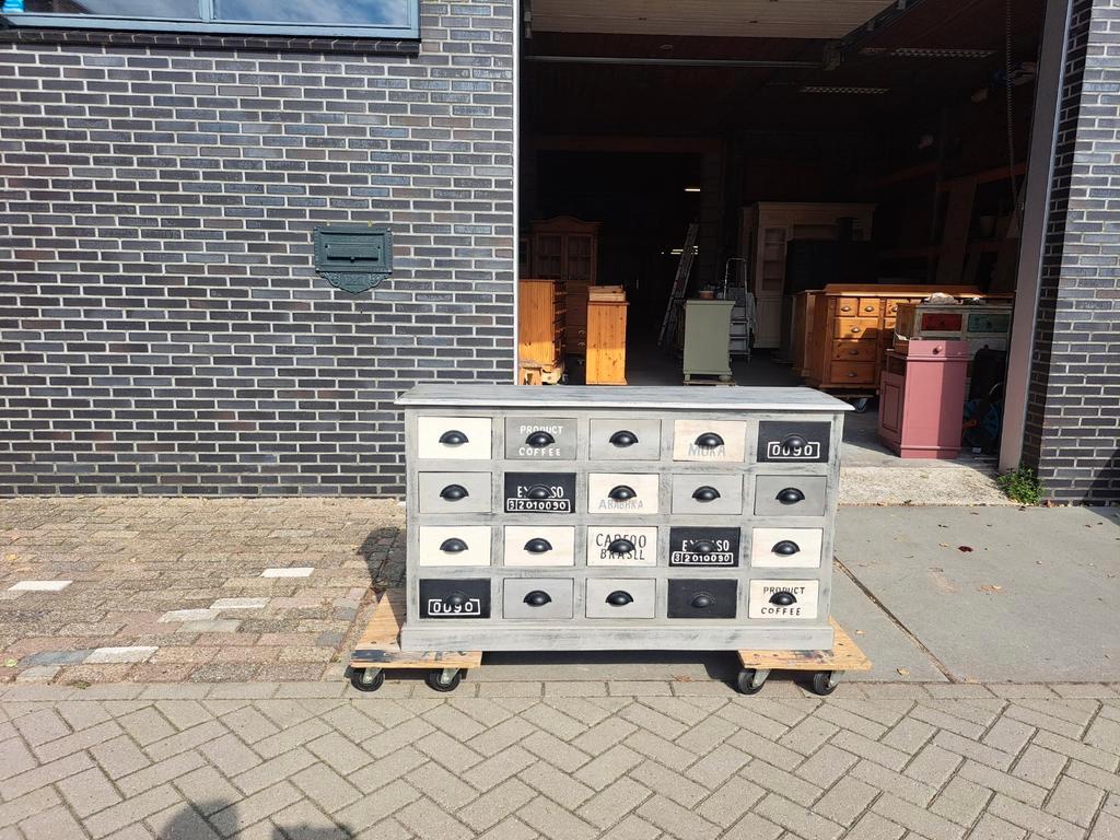 Hippe Ladekast Commode 20 Lades image 5