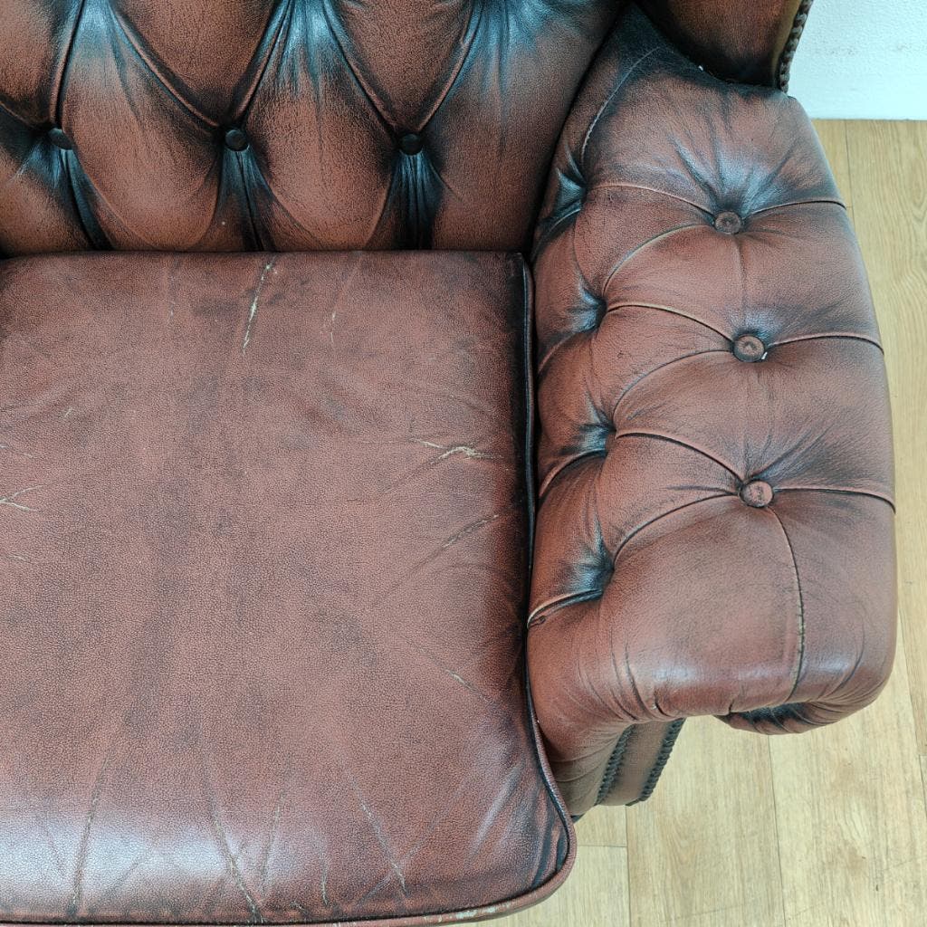 Vintage Chesterfield Stijl Fauteuil, Oorfauteuil 209 image 11