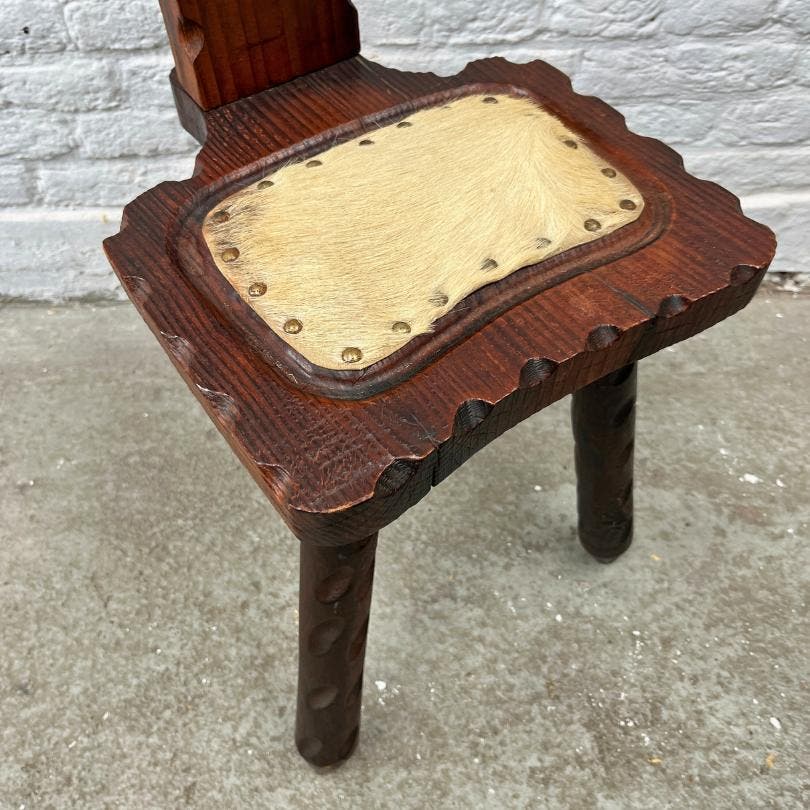 Vintage Spaans Krukje Met Rugleuning En Geitenvel image 4
