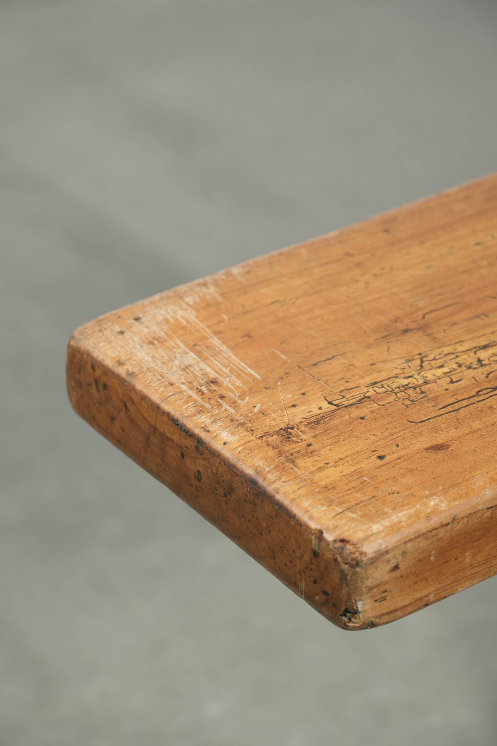 Tijdloze Franse Brocante Halbank/ Bankje Voor Aan De Eettafel Met Een Geweldige Uitstraling image 13