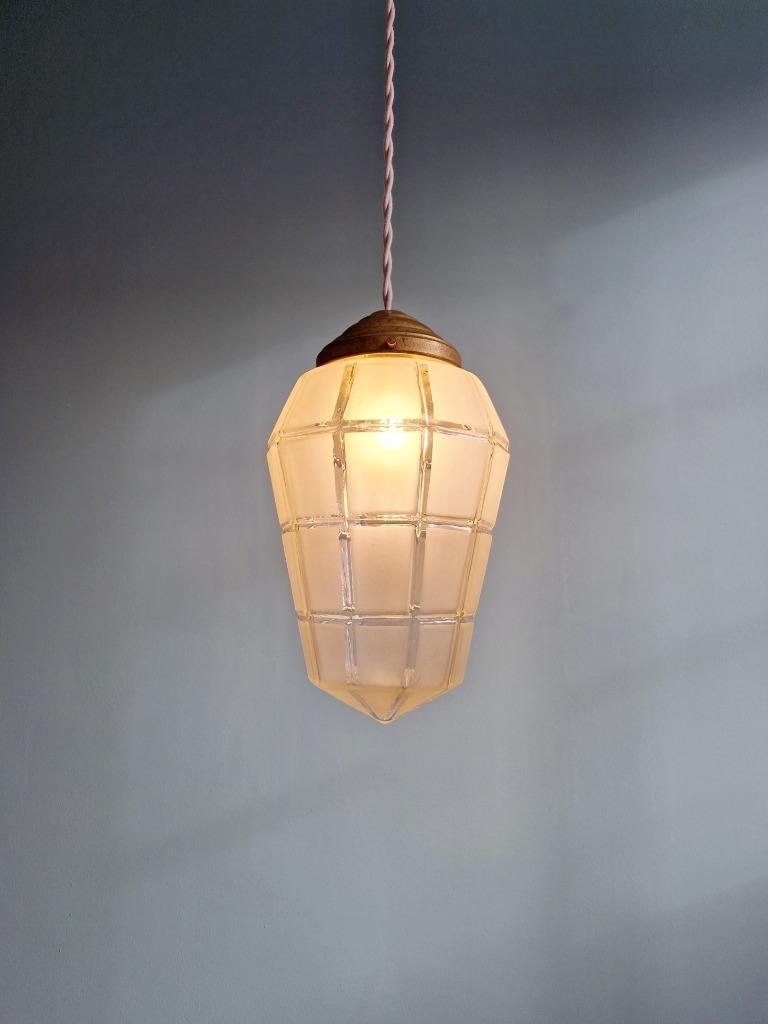 Art Deco Hanglamp In Gefacetteerd Gesatineerd Glas, 1920-30 image 9