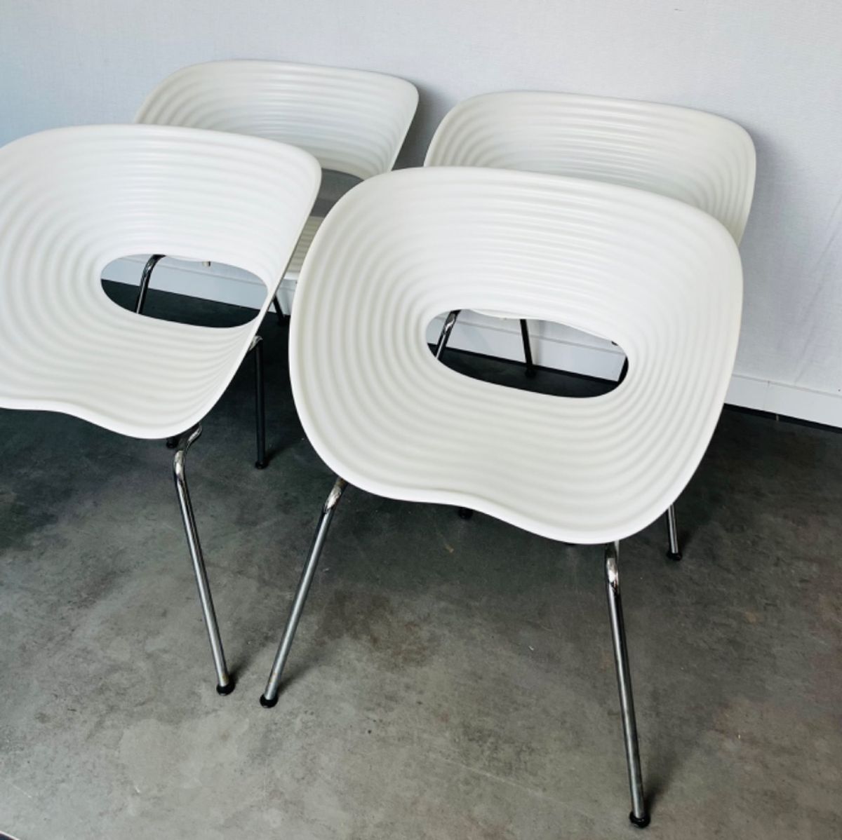 4 Vitra Tom Vac Stoelen image 4