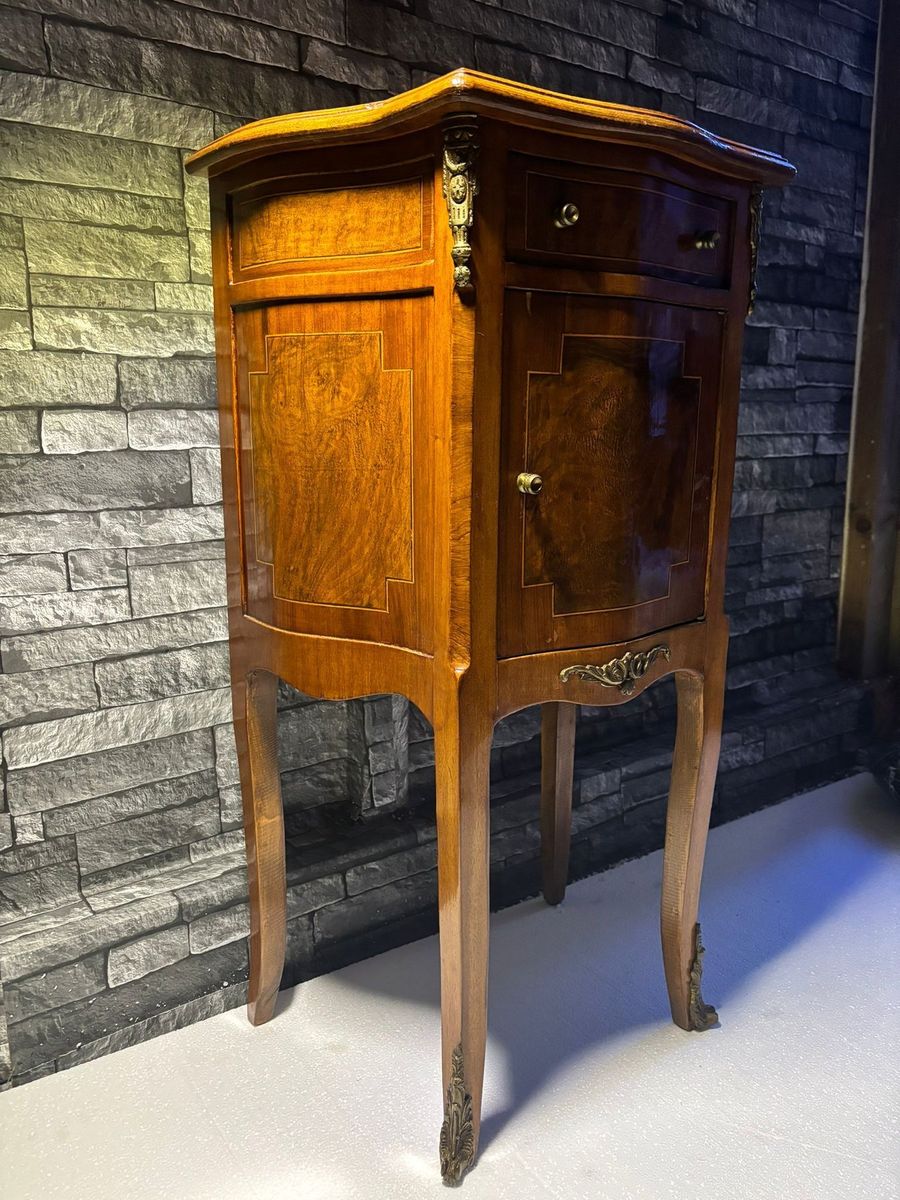 Antiek Louis Xv Kastje – Origineel En Elegant image 6