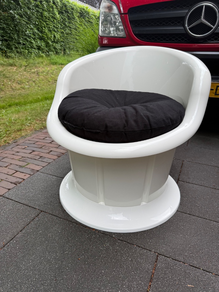 IKEA Poptorp Stoel Wit Met Zwart Kussen image 15