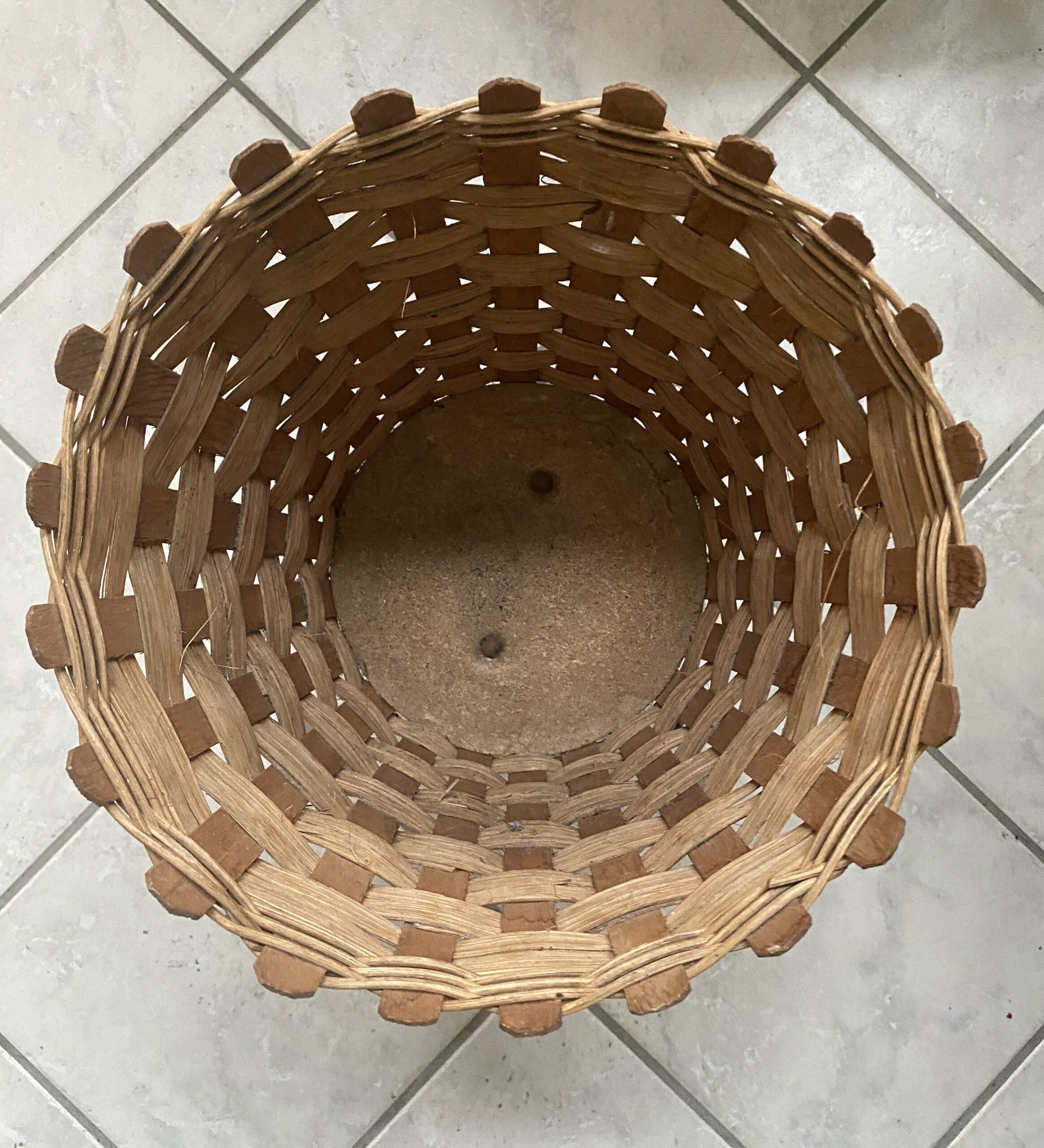 Wicker Basket On Metal Legs 1970S image 5
