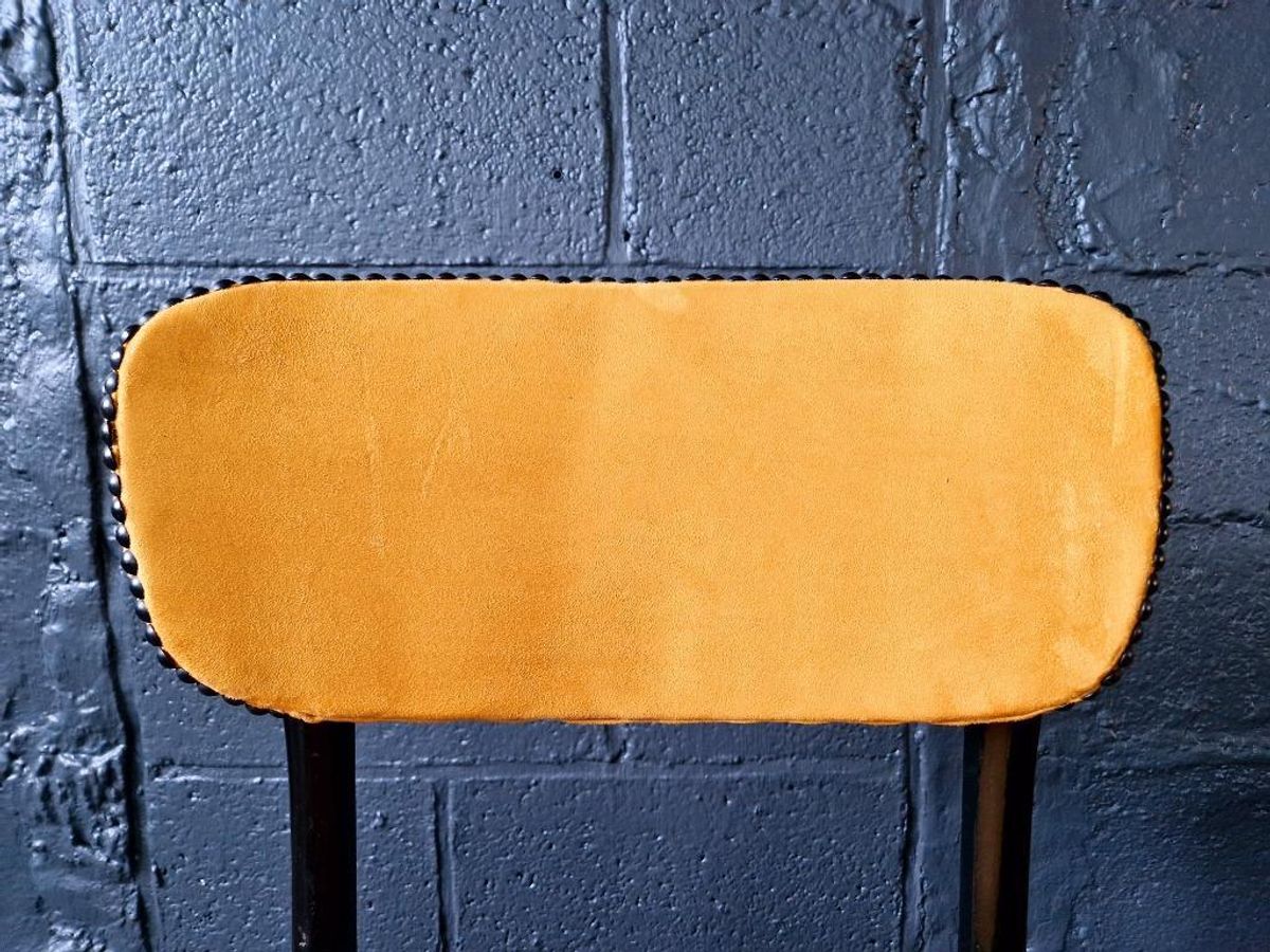 2 Vintage Stoelen In Zwart Gelakt Hout En Mosterdstof, 1960 image 4