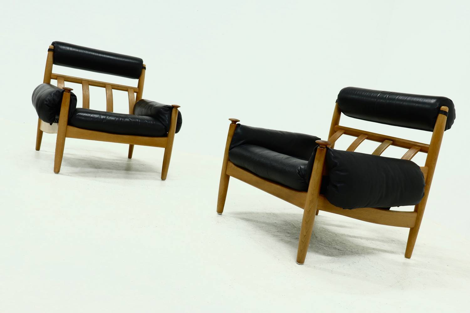 Pair Of Scandinavian Lounge Chairs By Eric Merthen For Ire Möbler 1960s image 16