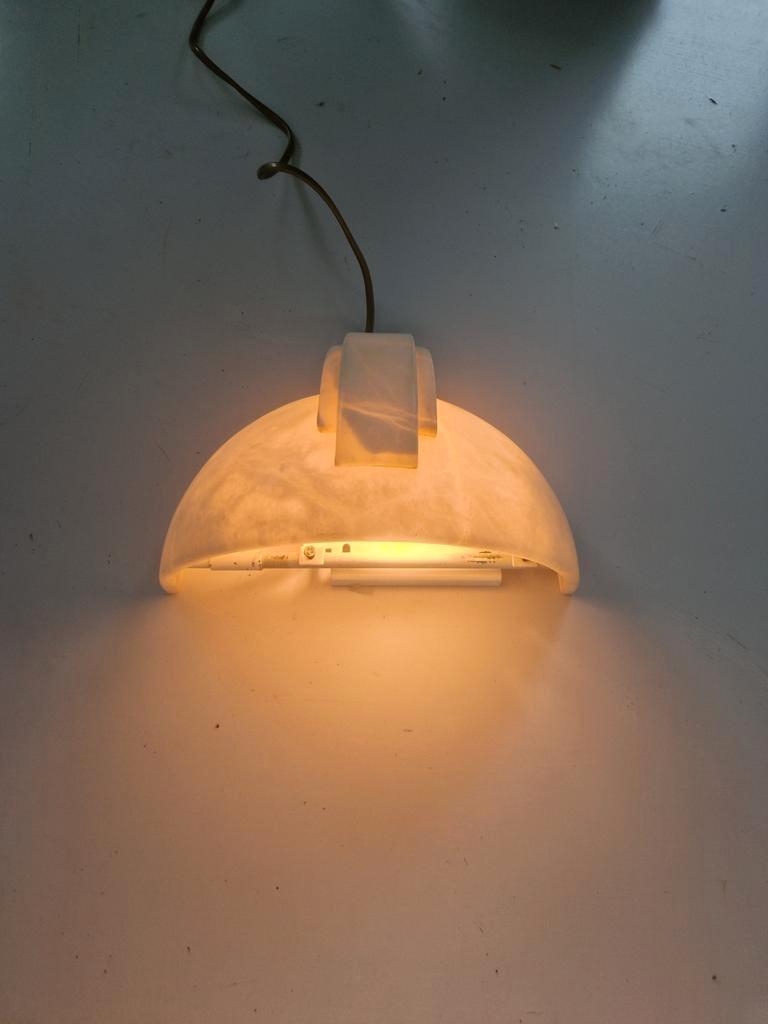Art Deco Revival Albast Wandlamp. image 7