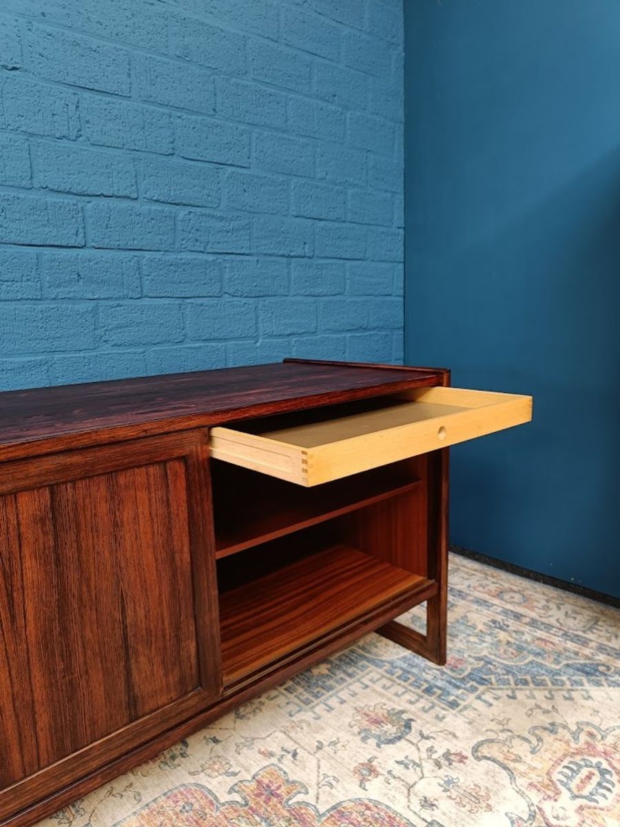 Vintage Palissander Lowboard, Deens Design Van Mørke Møbelfabrik, Jaren 60 image 2