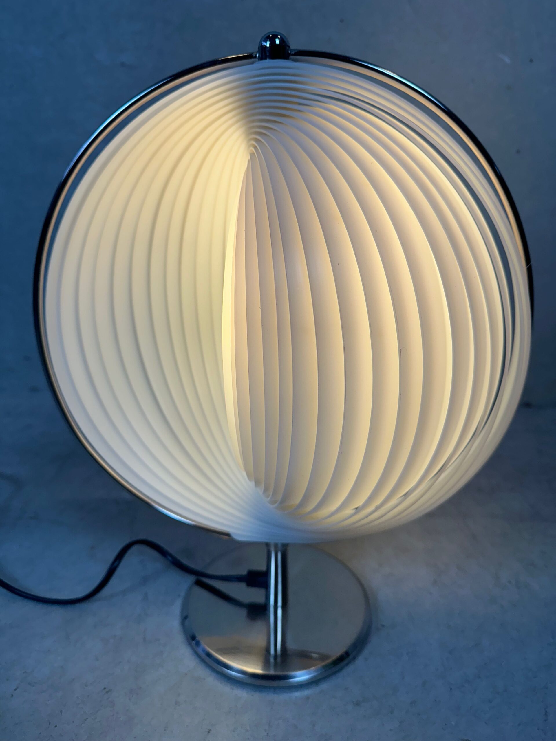 Vintage Design ‘moon Lamp’ – Kare Design image 2