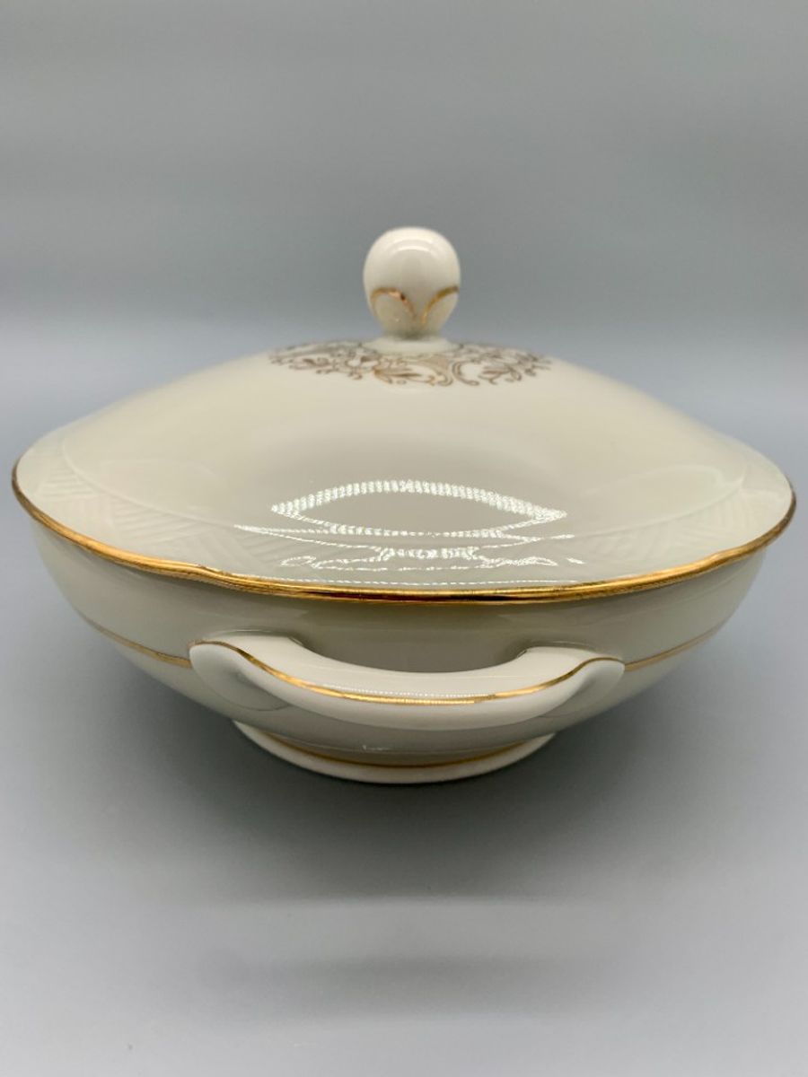 Dekschaal Terrine Bavaria Roomwit/goud image 7