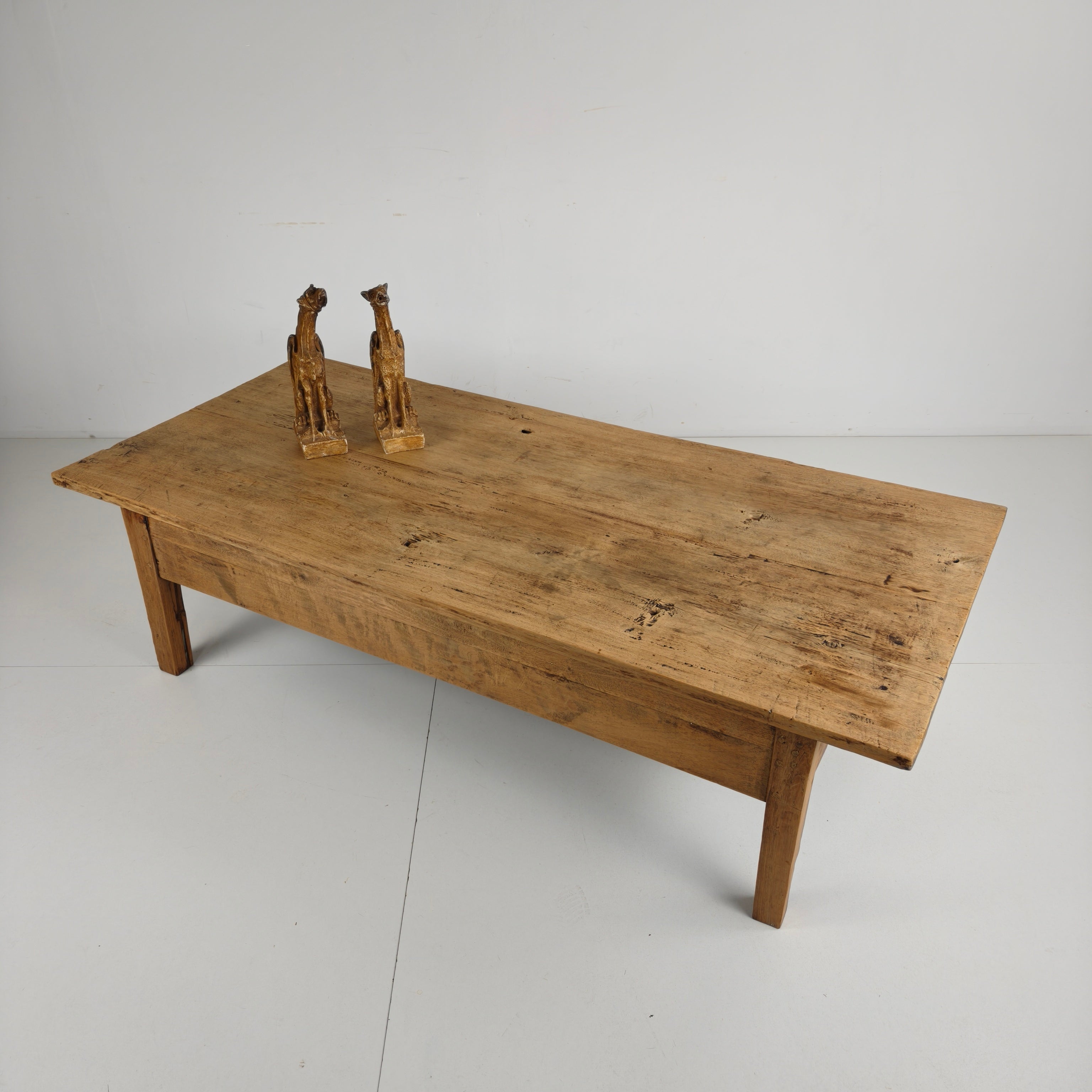 Antieke 19e Eeuwse Franse Boeren Salontafel Van Eikenhout image 16