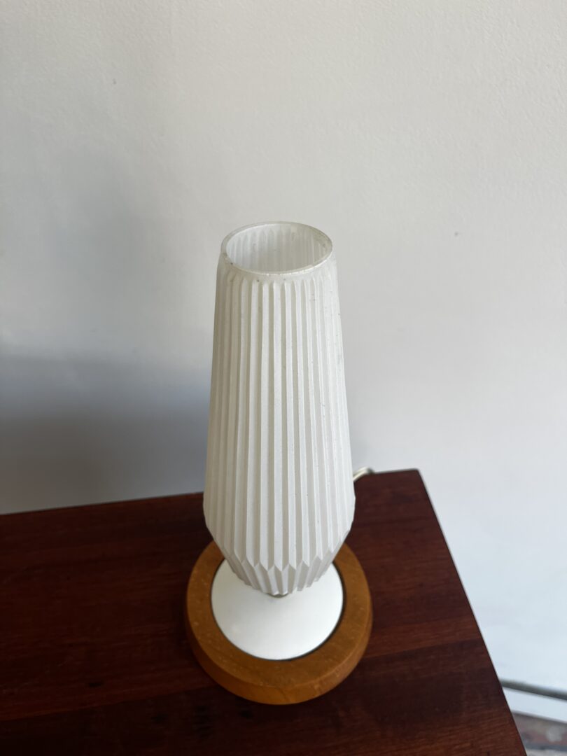 Fifties Opaline Table Lamp image 3