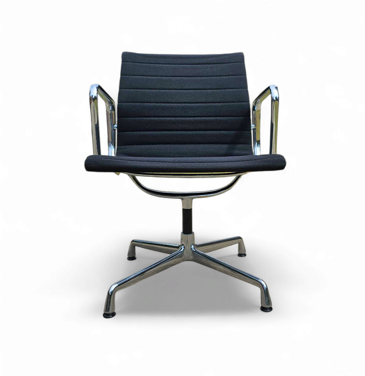 Ea 107 / 108 Alu- S / Eames / Vitra Office Chair / Black Hupsak Fabric / Chrome Frame image 9