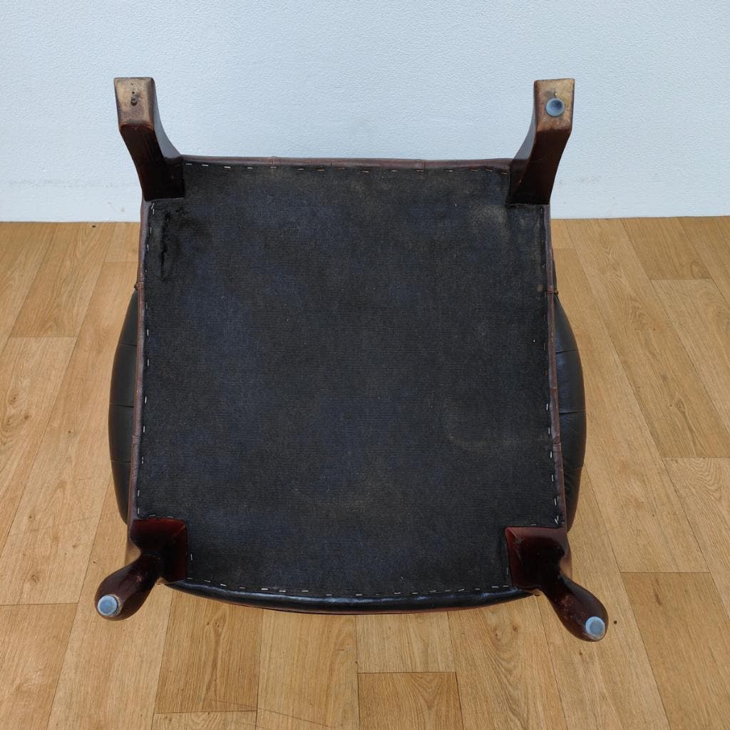 Vintage Chesterfield Stijl Fauteuil, Oorfauteuil 209 image 15