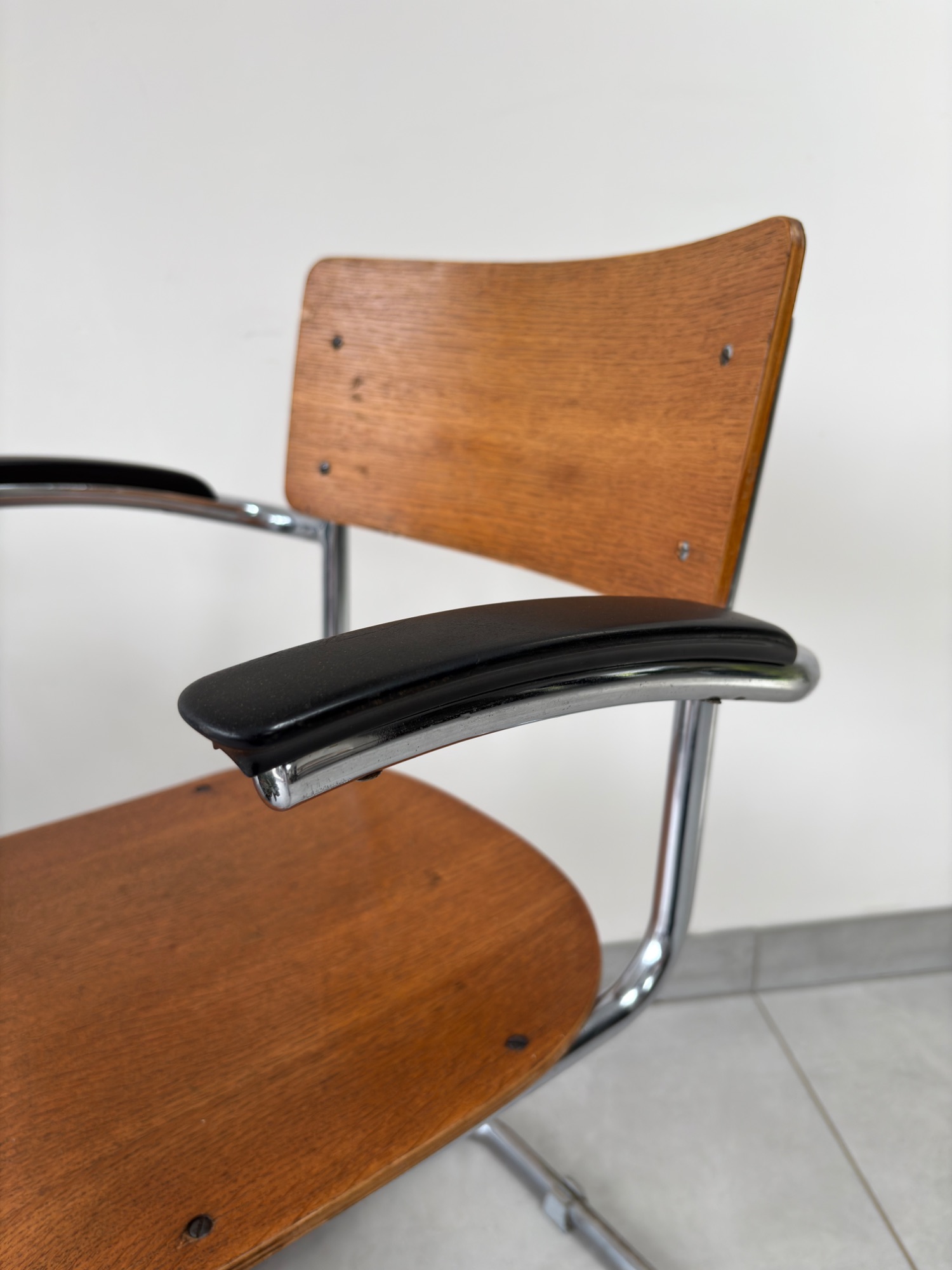 Vintage Buisstoel Bauhaus Stijl image 8