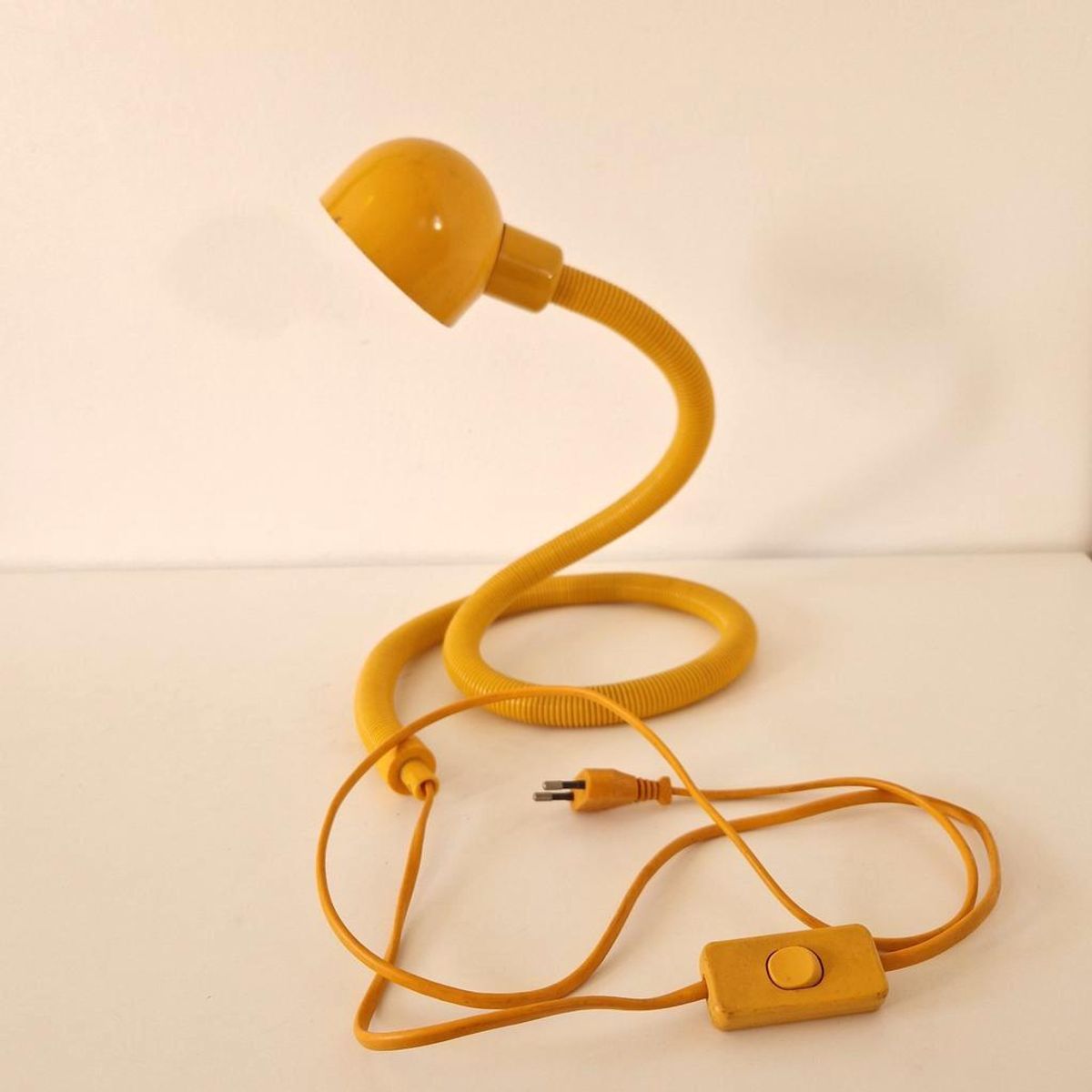 Hebi Tafellamp Snake Light Gele Slang Lamp Vintage Design image 5